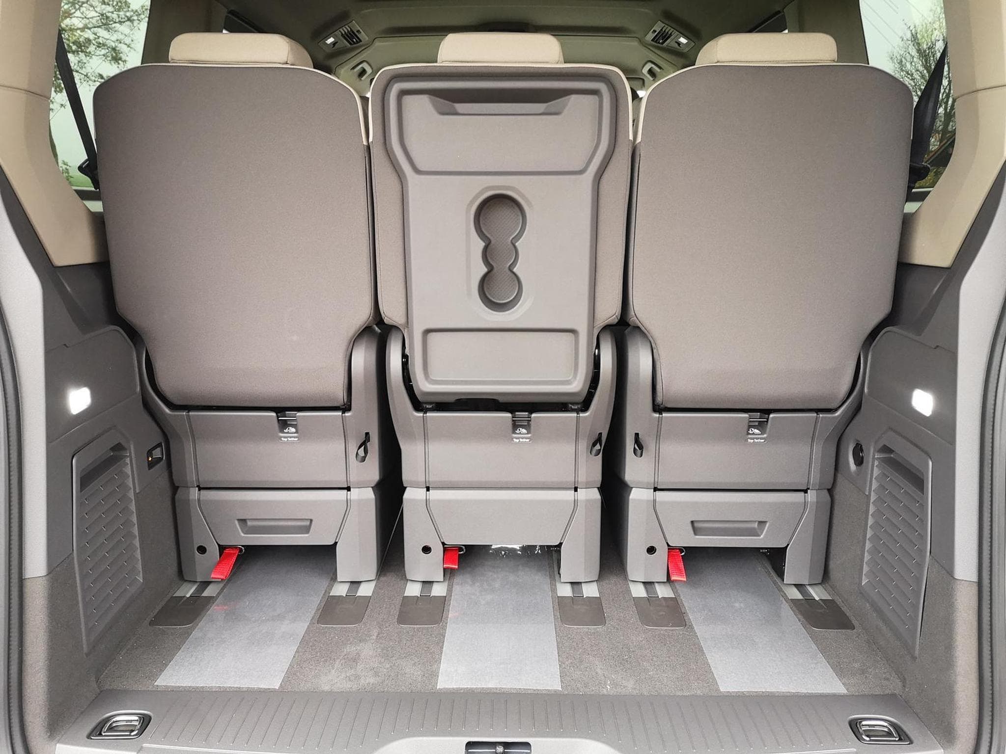 VW T7 Sport Edition (2026) - Photo 9