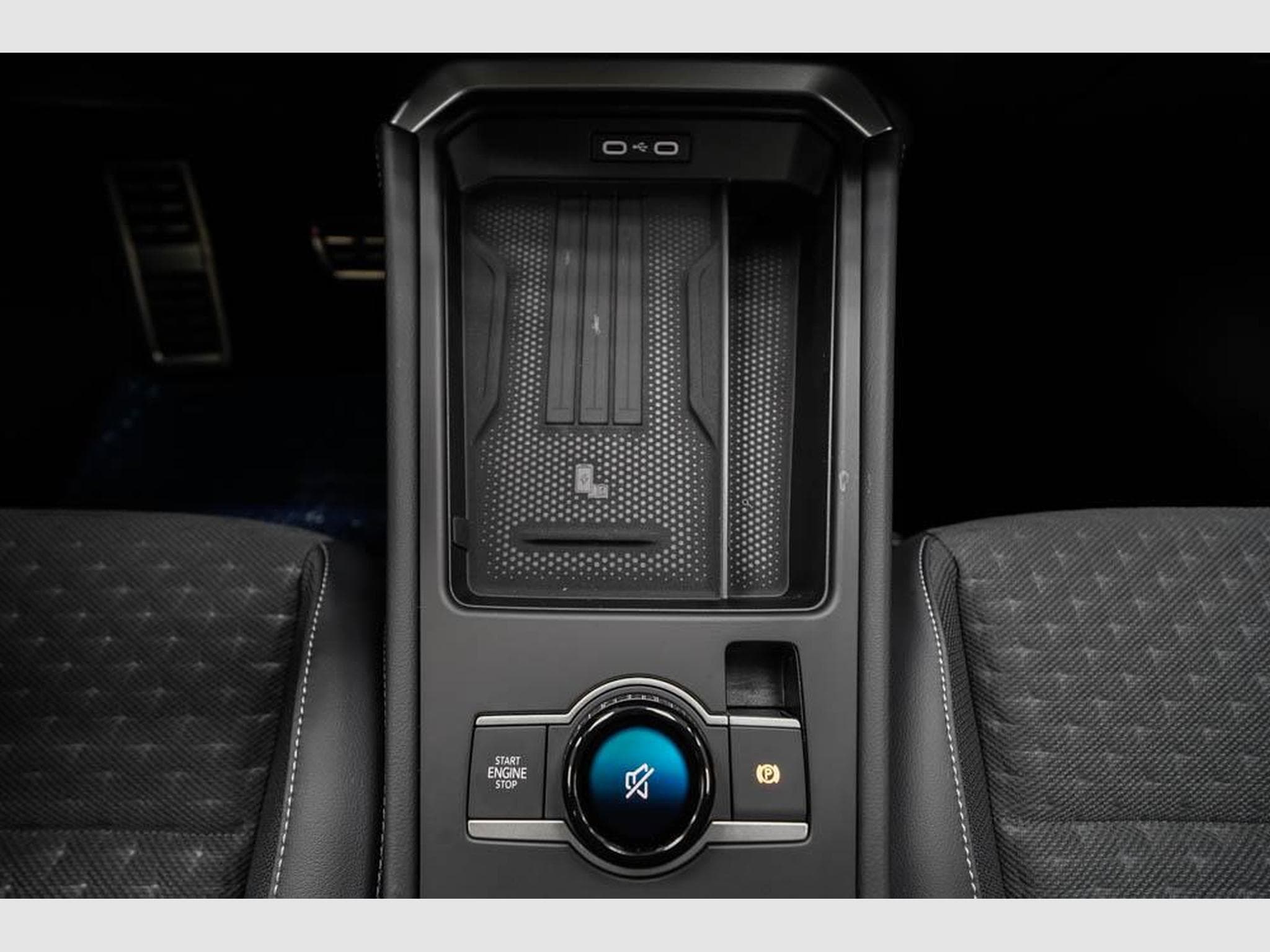 VW T-Roc neuer 1,5 eTSI (2026) - Photo 13