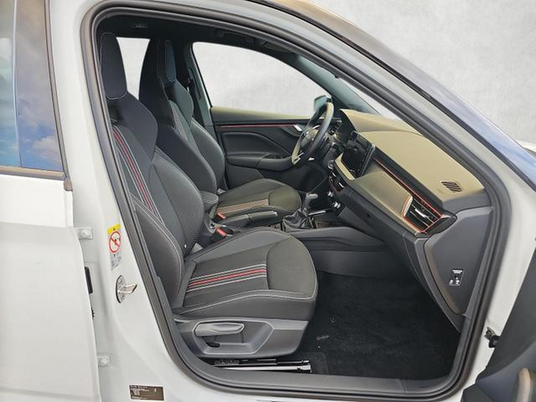 Skoda Kamiq Monte Carlo (2026) - Photo 10