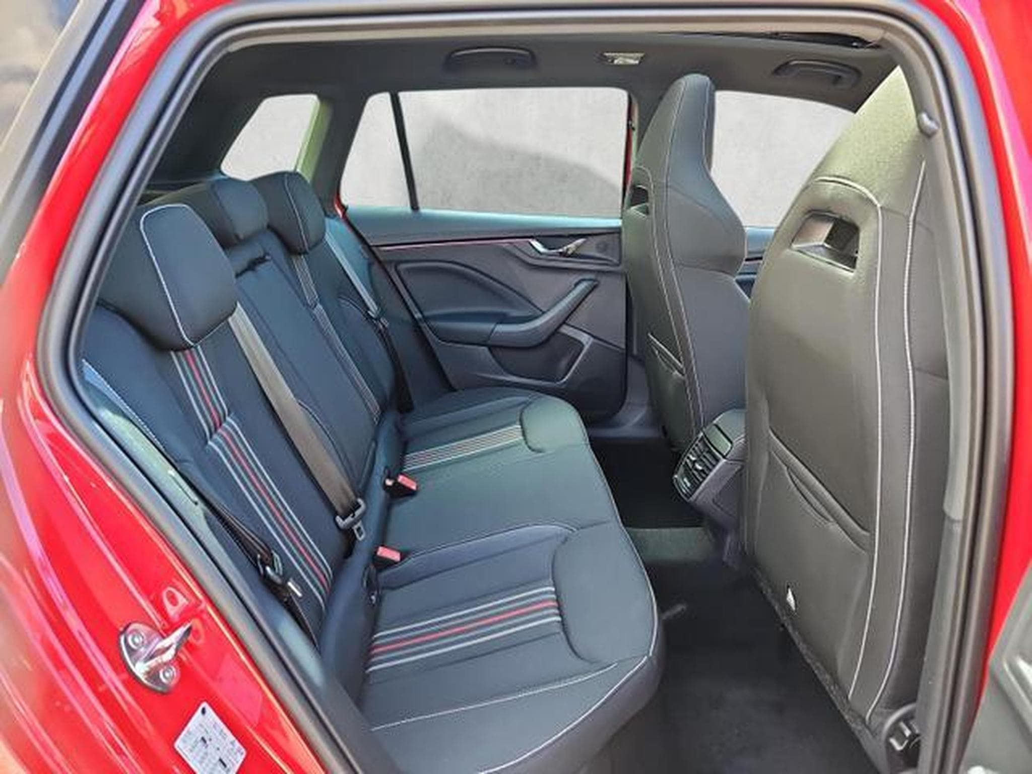 Skoda Kamiq Monte Carlo (2026) - Photo 13