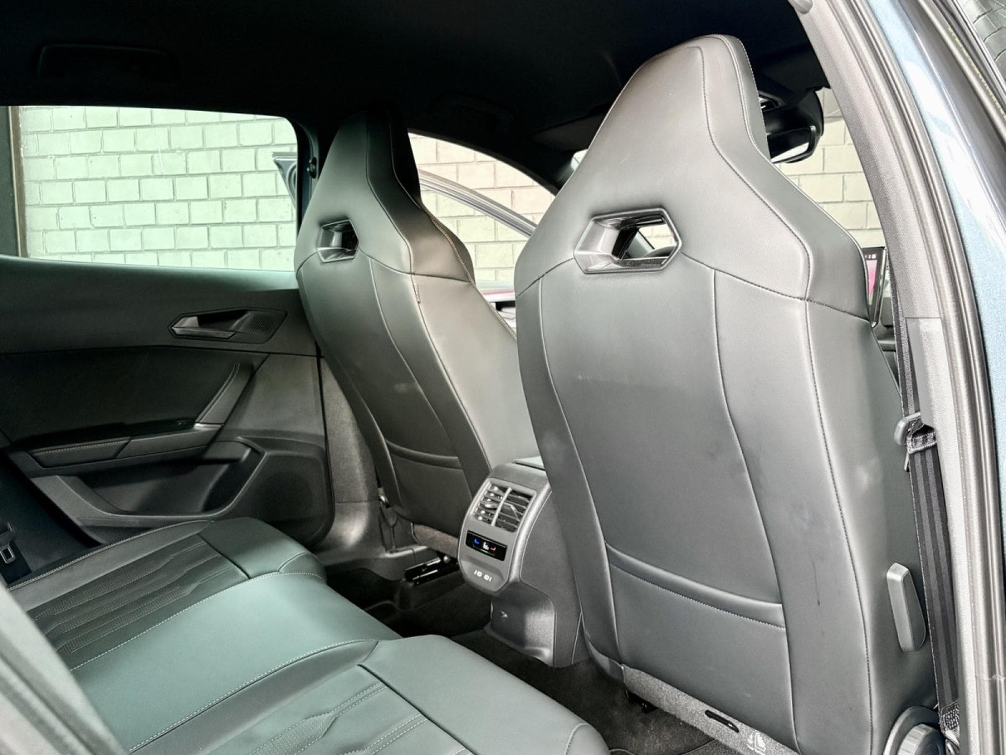 Cupra Formentor VZ 245CV eHybrid PHEV DSG6 * CUIR* VSS * CAM * (2023) - Photo 21