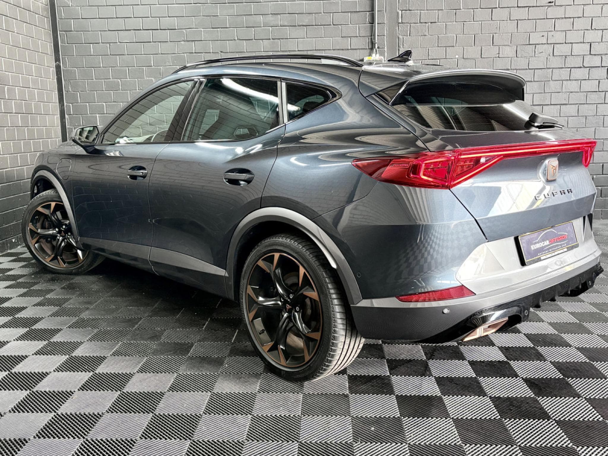 Cupra Formentor VZ 245CV eHybrid PHEV DSG6 * CUIR* VSS * CAM * (2023) - Photo 4