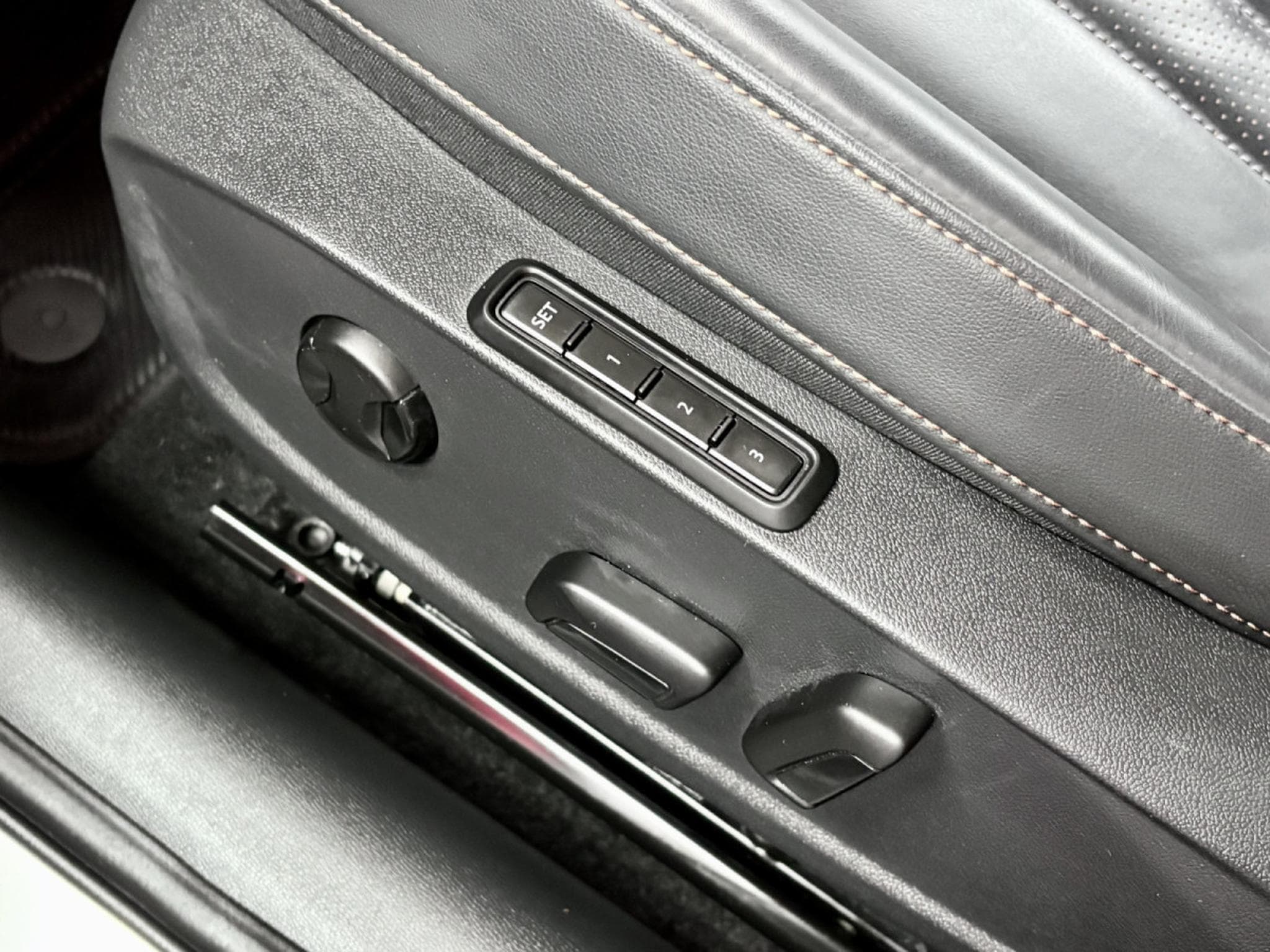 Cupra Formentor VZ 245CV eHybrid PHEV DSG6 * CUIR* VSS * CAM * (2023) - Photo 9