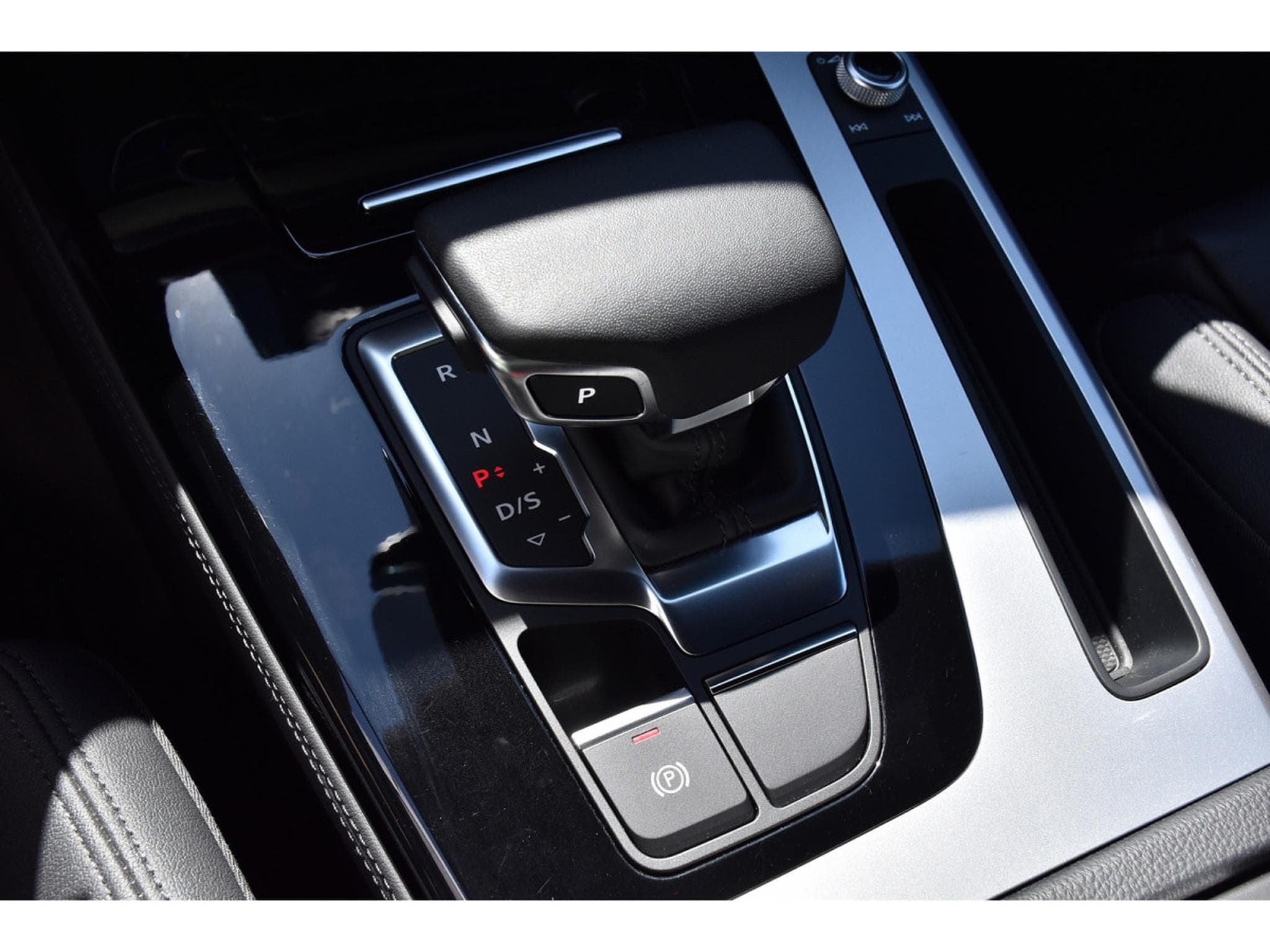 Audi Q5 50 TDI Quattro S-Line Tiptronic CUIR ACC ATT RMQ MATRIX 1° M (2023) - Photo 15