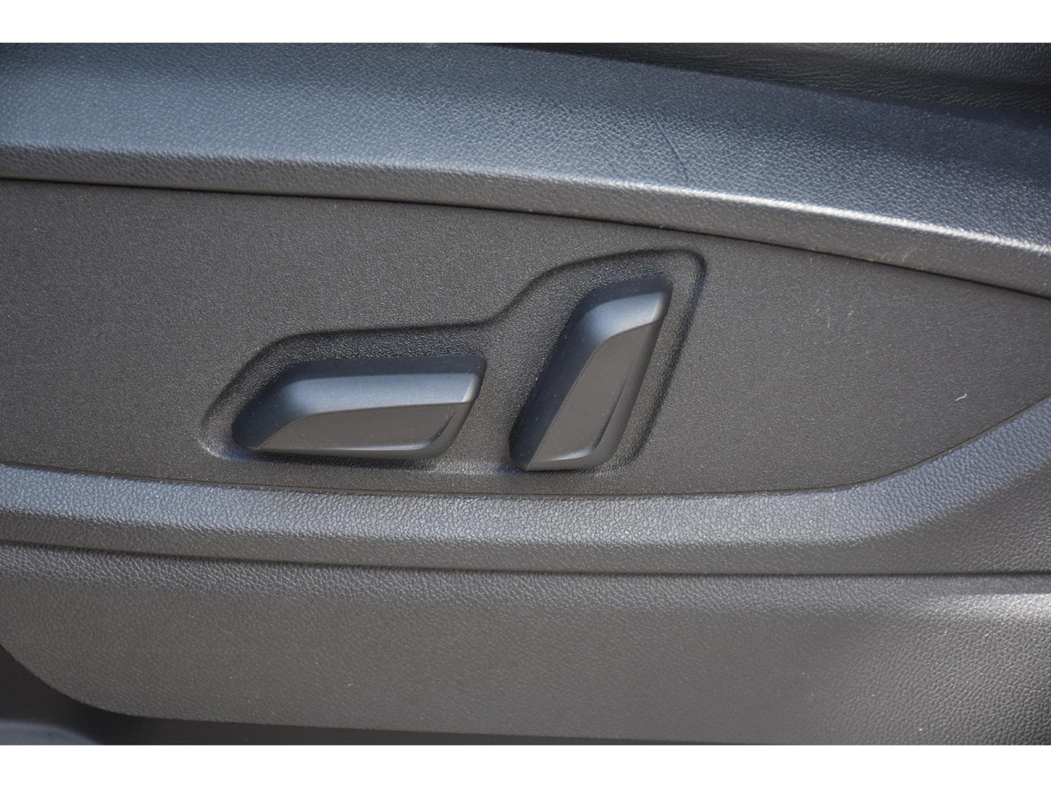 Audi Q5 50 TDI Quattro S-Line Tiptronic CUIR ACC ATT RMQ MATRIX 1° M (2023) - Photo 17