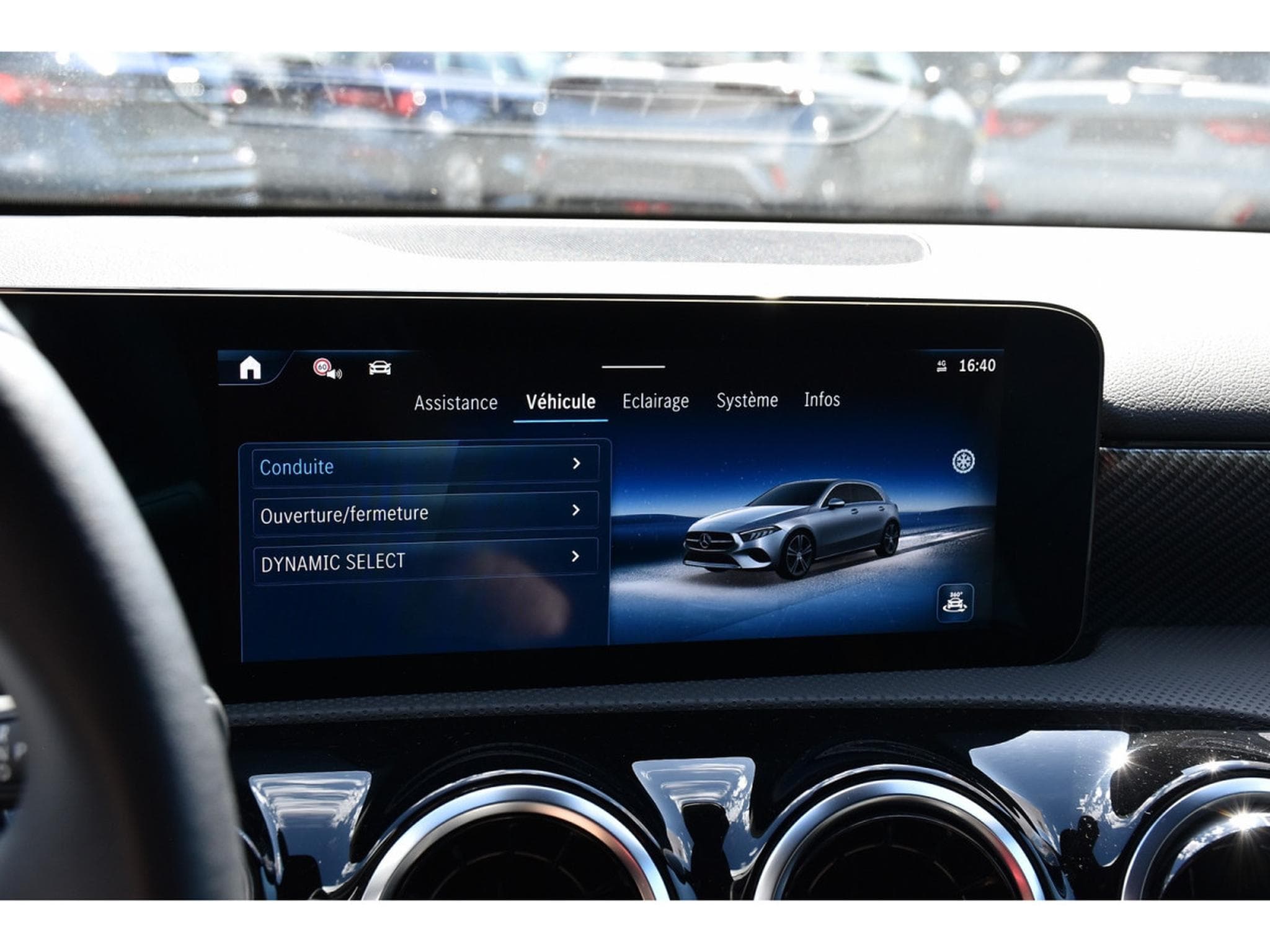 Mercedes A 180 CDI Progressive 8G-DCT CUIR GPS LANE CAM 1° MAIN (2024) - Photo 14