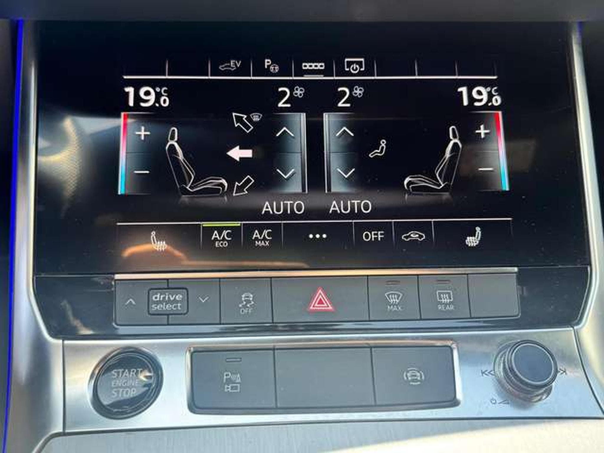 Audi A6 A6 55 TFSI e quattro S tronic sport (2020) - Photo 16
