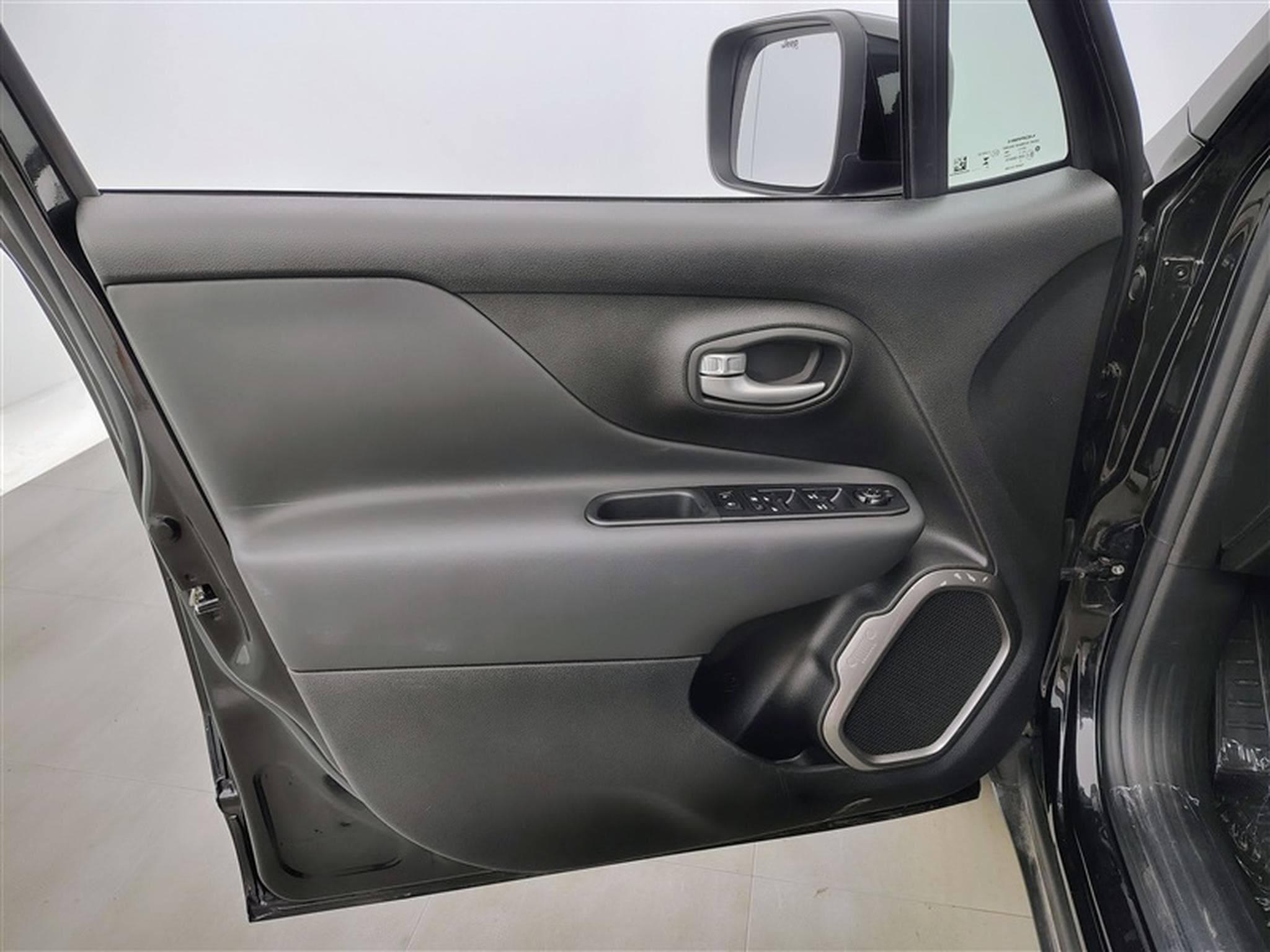 Jeep Renegade 1.0 T3 120cv Longitude CARPLAY / PDC AR / JA 16" (2024) - Photo 16