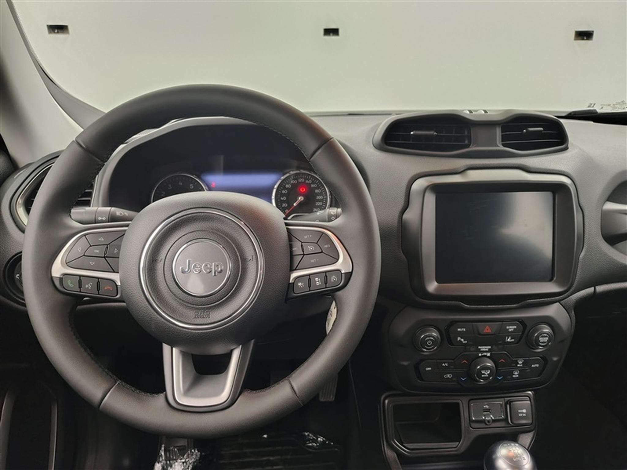 Jeep Renegade 1.0 T3 120cv Longitude CARPLAY / PDC AR / JA 16" (2024) - Photo 9