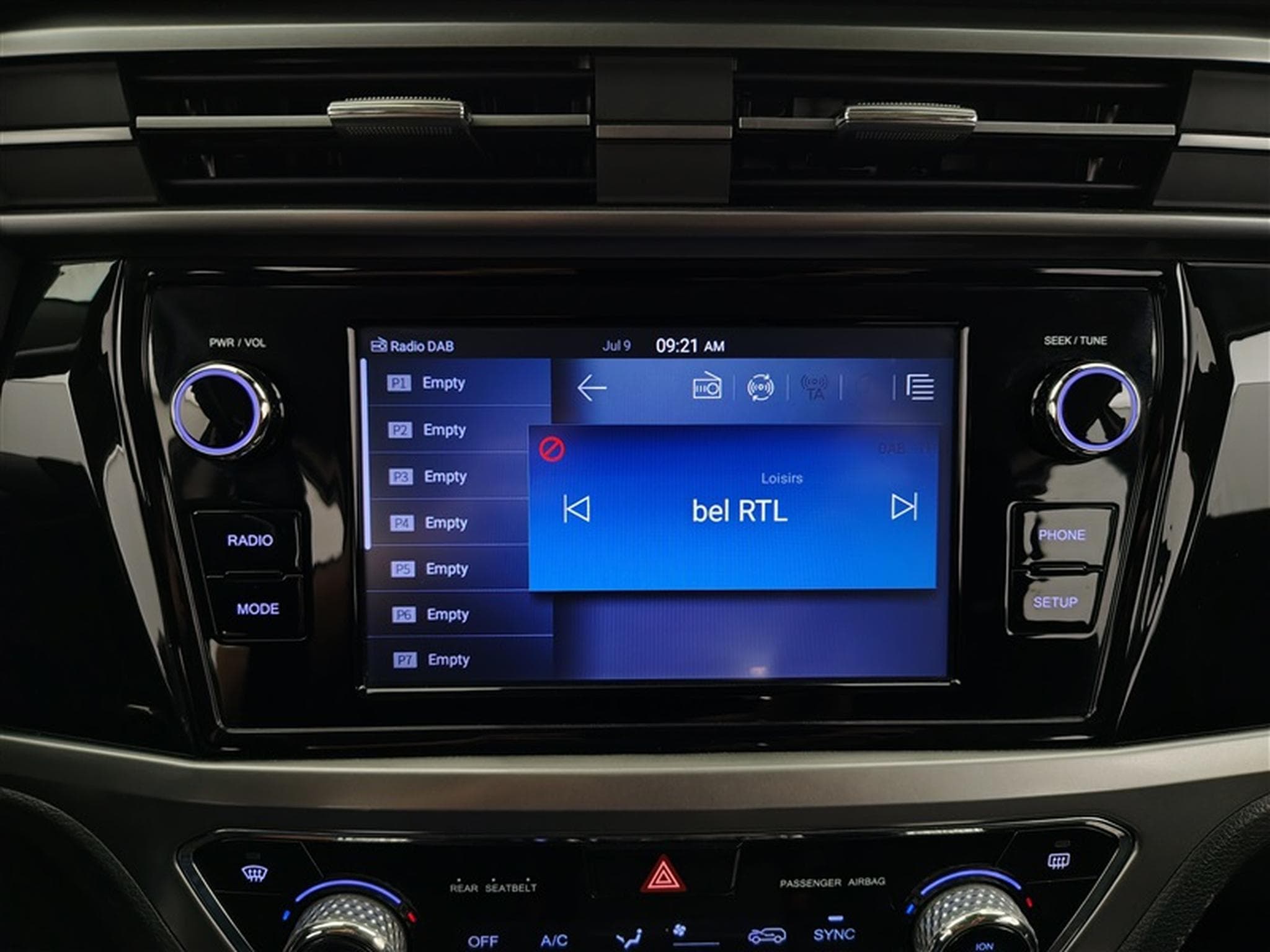 KGM Korando 1.6 CRDi 136cv AT Dream CARPLAY / FULL LED / CAMERA / JA 18" (2021) - Photo 11