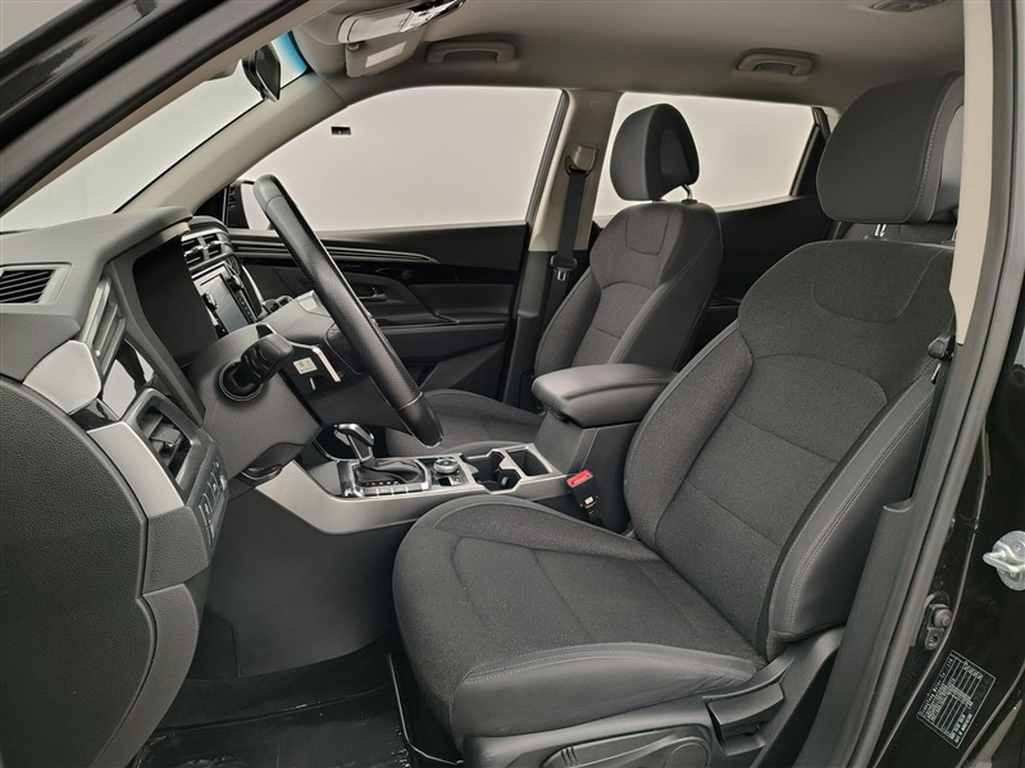 KGM Korando 1.6 CRDi 136cv AT Dream CARPLAY / FULL LED / CAMERA / JA 18" (2021) - Photo 7