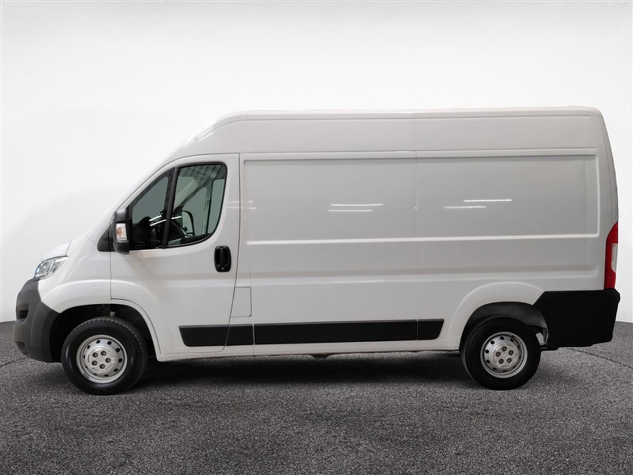Opel Movano 2.2 Turbo D L2H2 CLIM (2022) - Photo 3