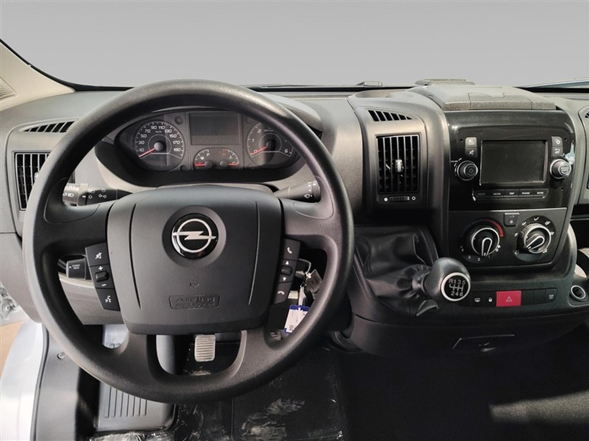 Opel Movano 2.2 Turbo D L2H2 CLIM (2022) - Photo 9