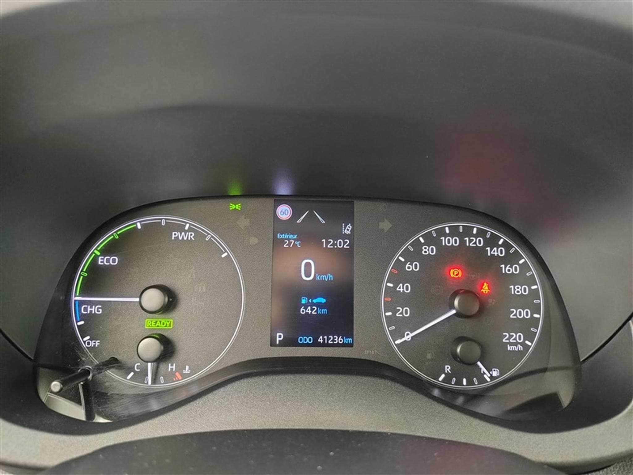 Toyota Yaris 1.5i VVT-i Hybrid E-CVT CARPLAY / CLIM (2025) - Photo 10