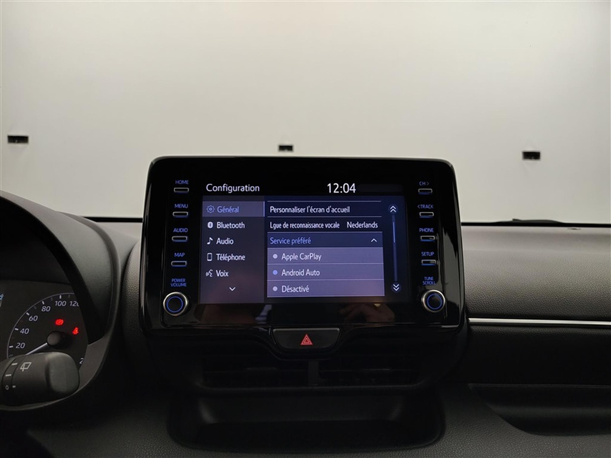 Toyota Yaris 1.5i VVT-i Hybrid E-CVT CARPLAY / CLIM (2025) - Photo 19