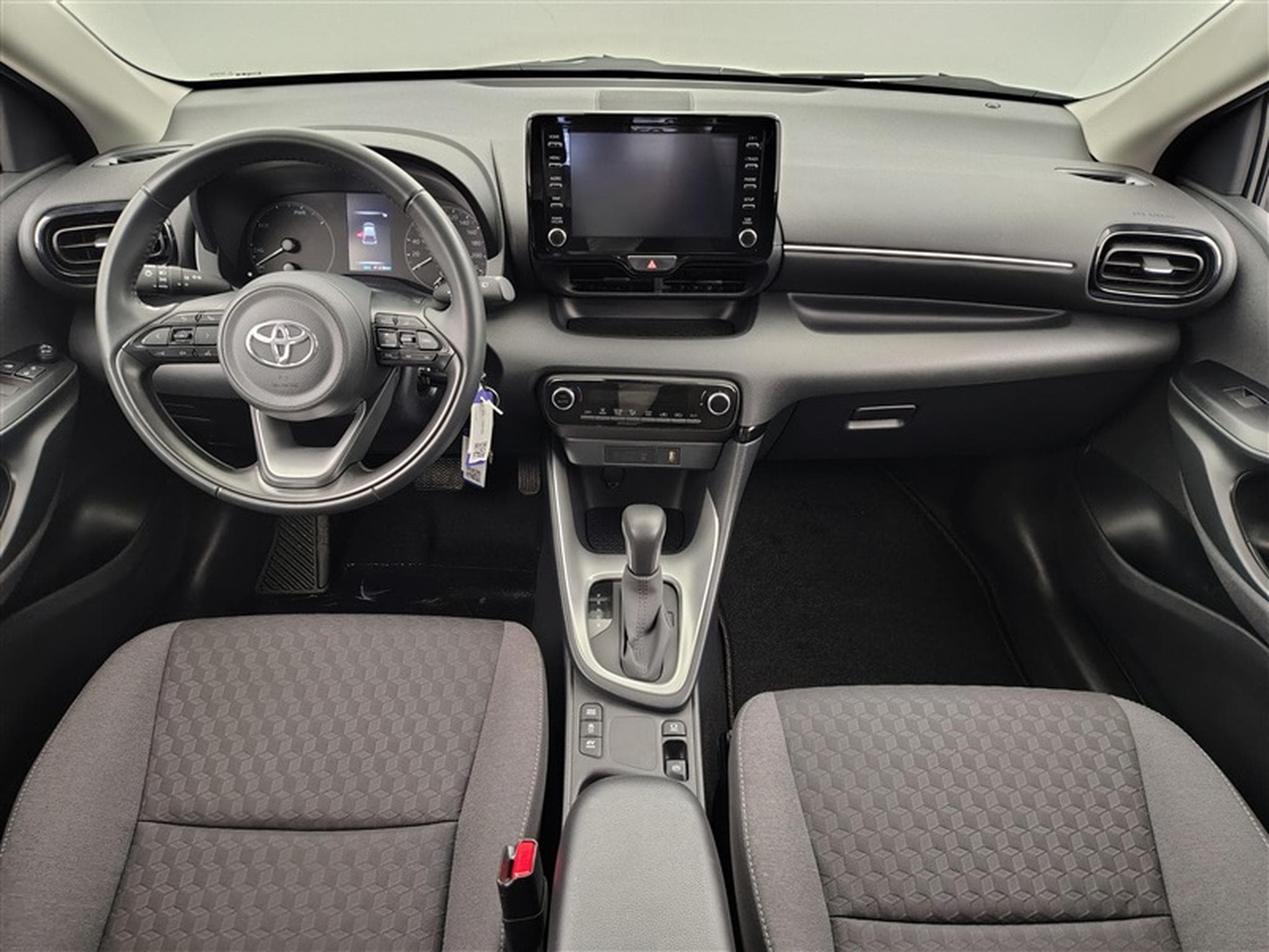 Toyota Yaris 1.5i VVT-i Hybrid E-CVT CARPLAY / CLIM (2025) - Photo 8