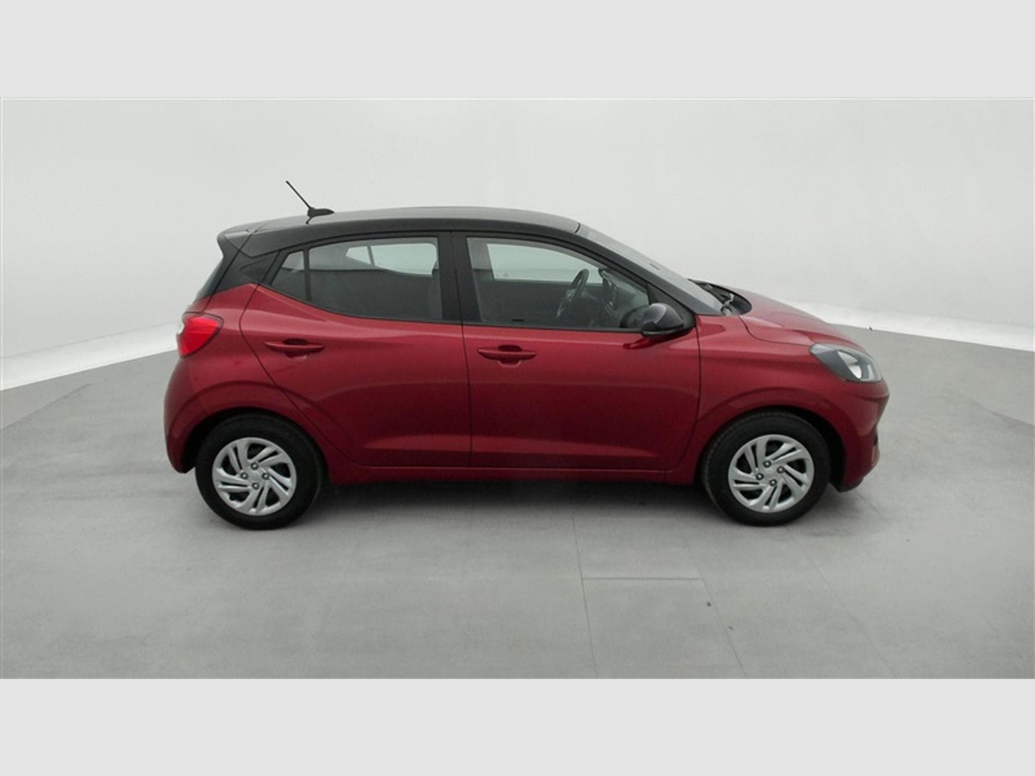 Hyundai i10 1.0i Twist (2022) - Photo 21