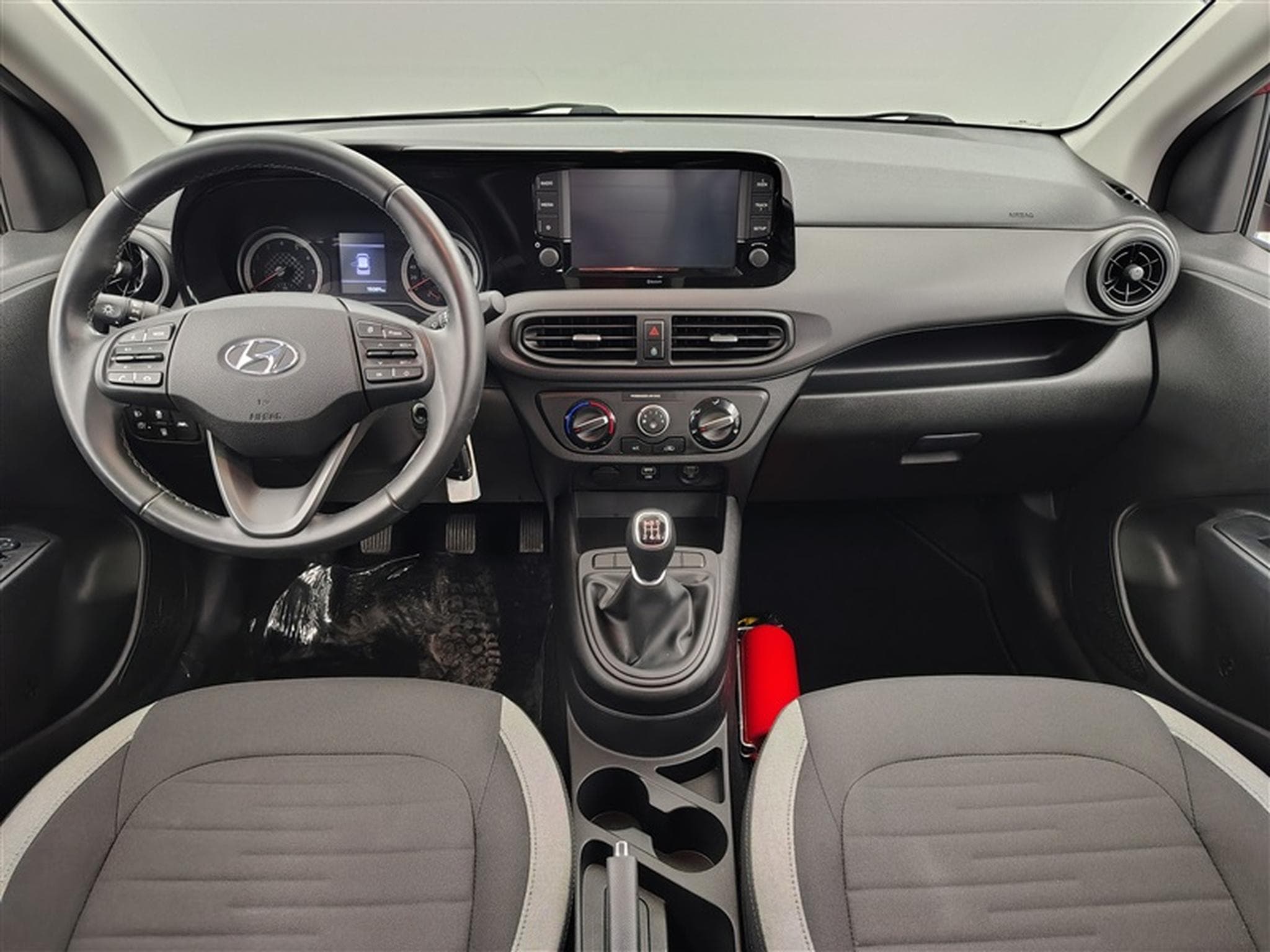 Hyundai i10 1.0i Twist (2022) - Photo 8