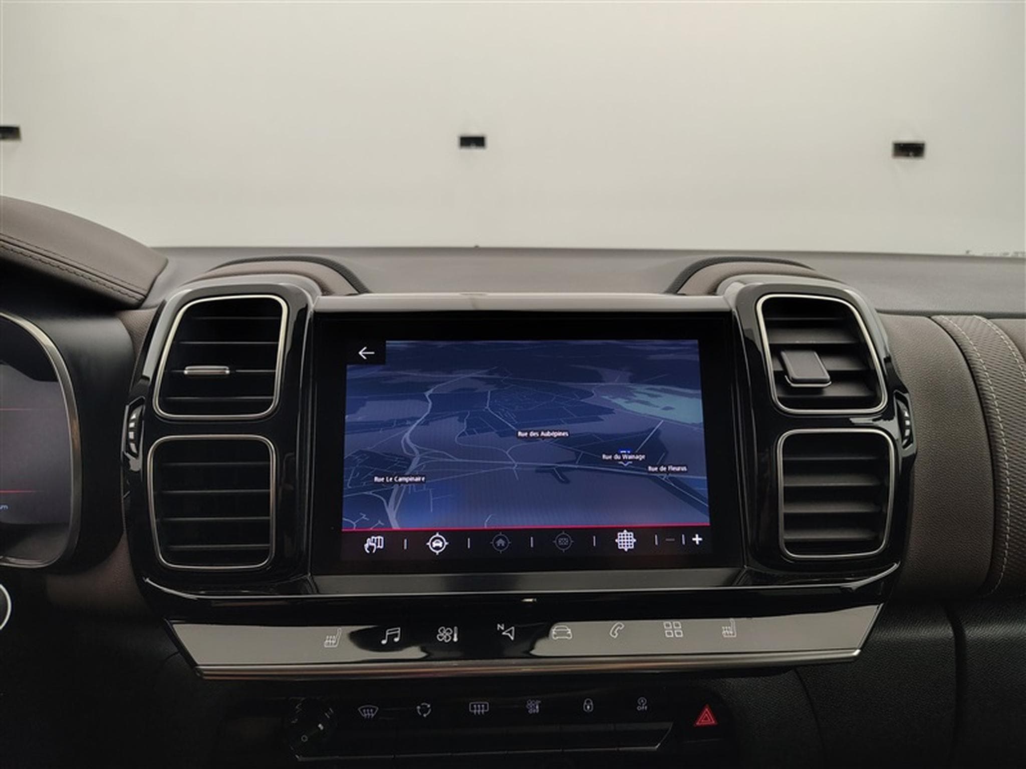 Citroen C5 Aircross 1.2 PureTech 130cv CAMERA / JA 18" (2020) - Photo 11