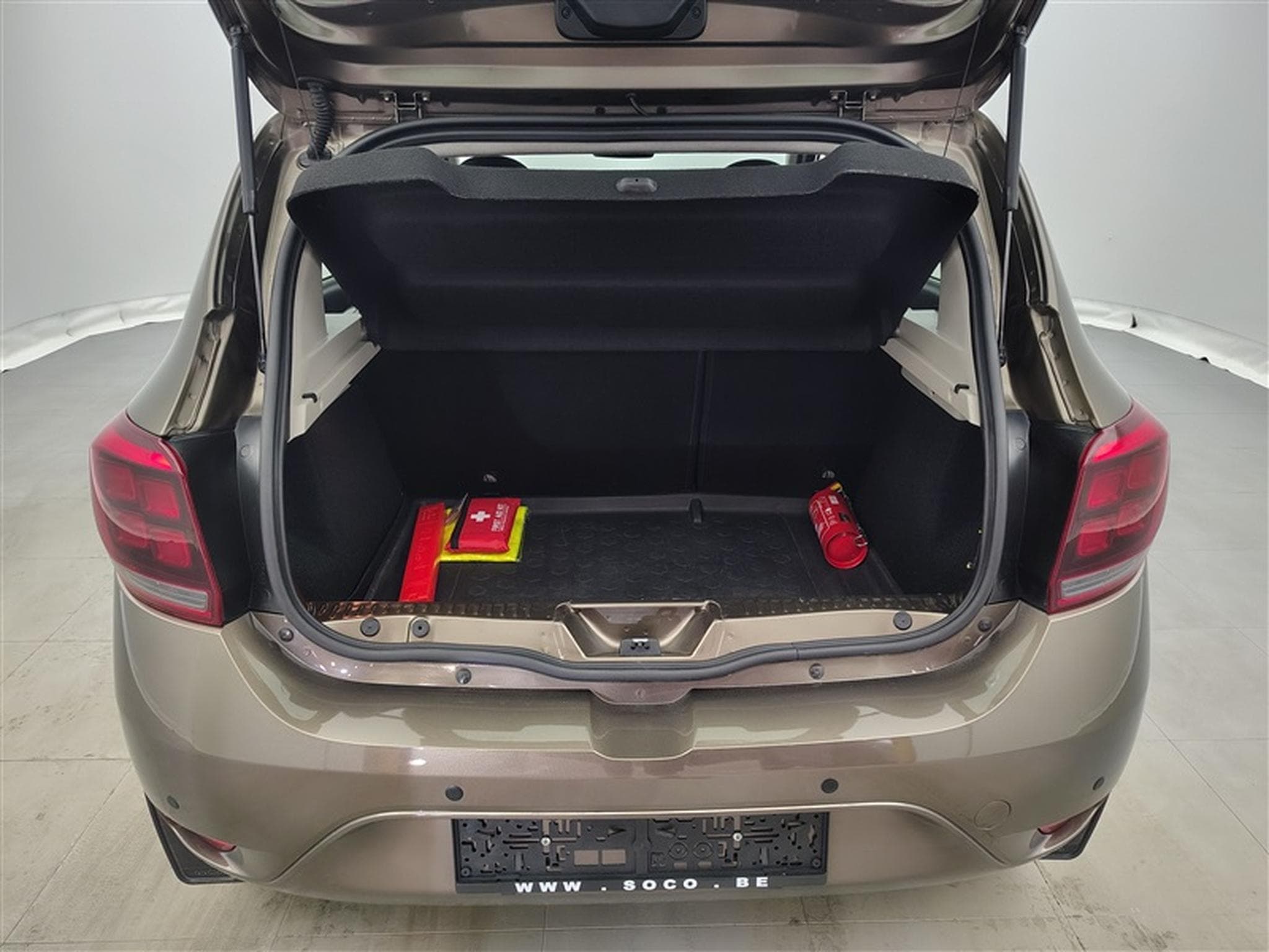 Dacia Sandero 1.0i SCe CLIM (2020) - Photo 14