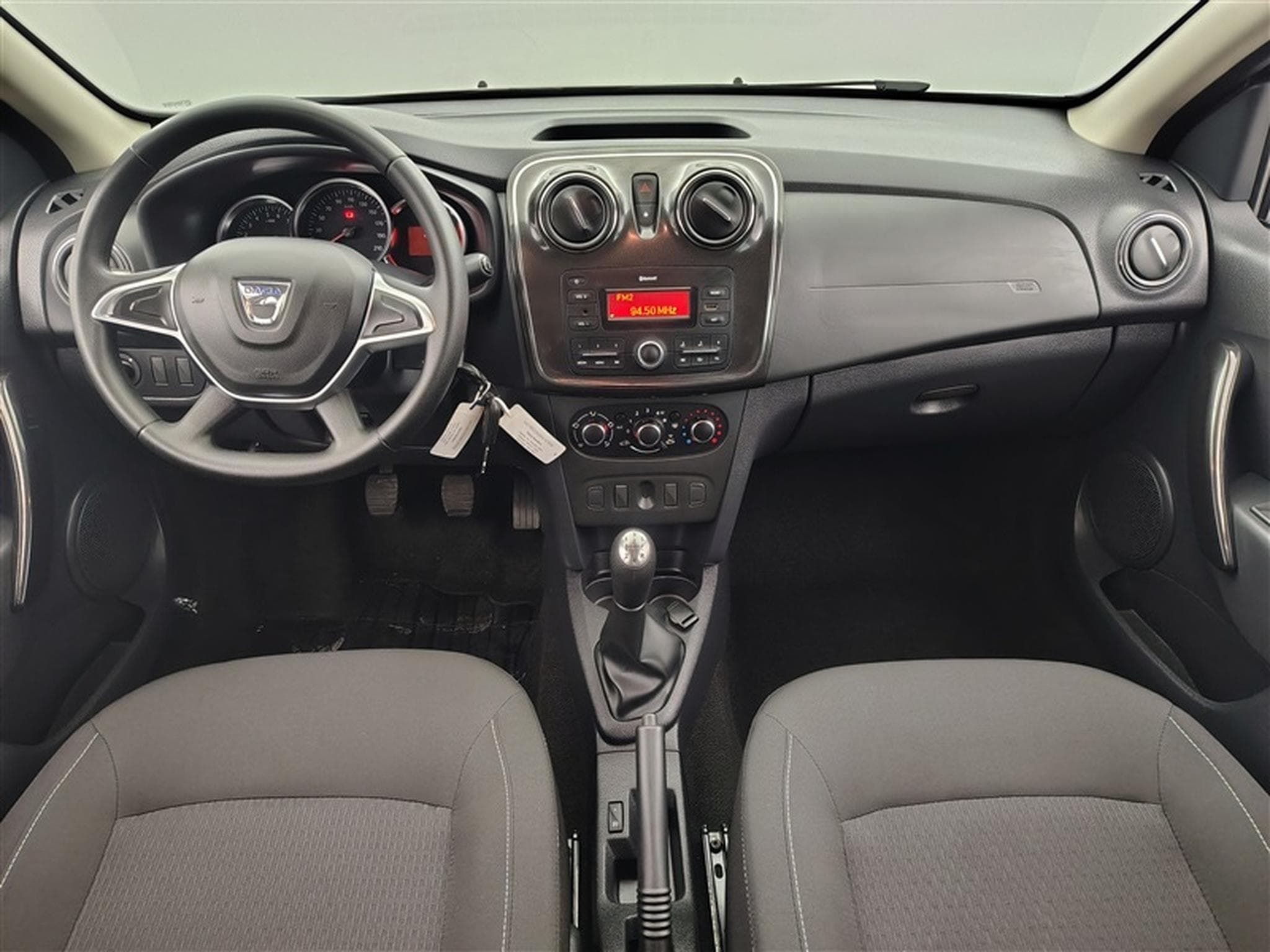 Dacia Sandero 1.0i SCe CLIM (2020) - Photo 8