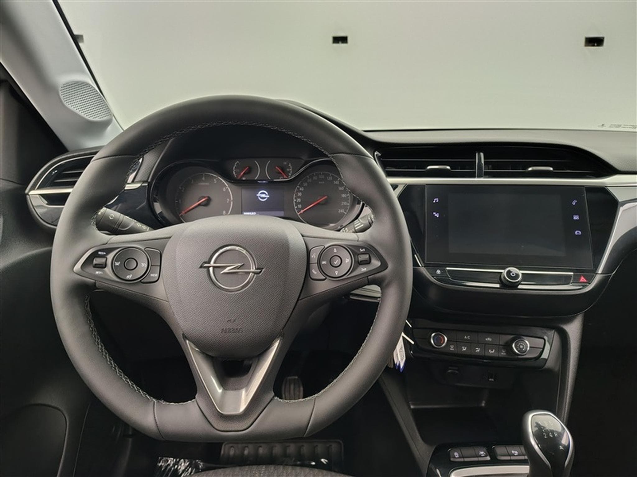 Opel Corsa 1.2 Turbo Elegance S/S (EU6.4AP) (2023) - Photo 9