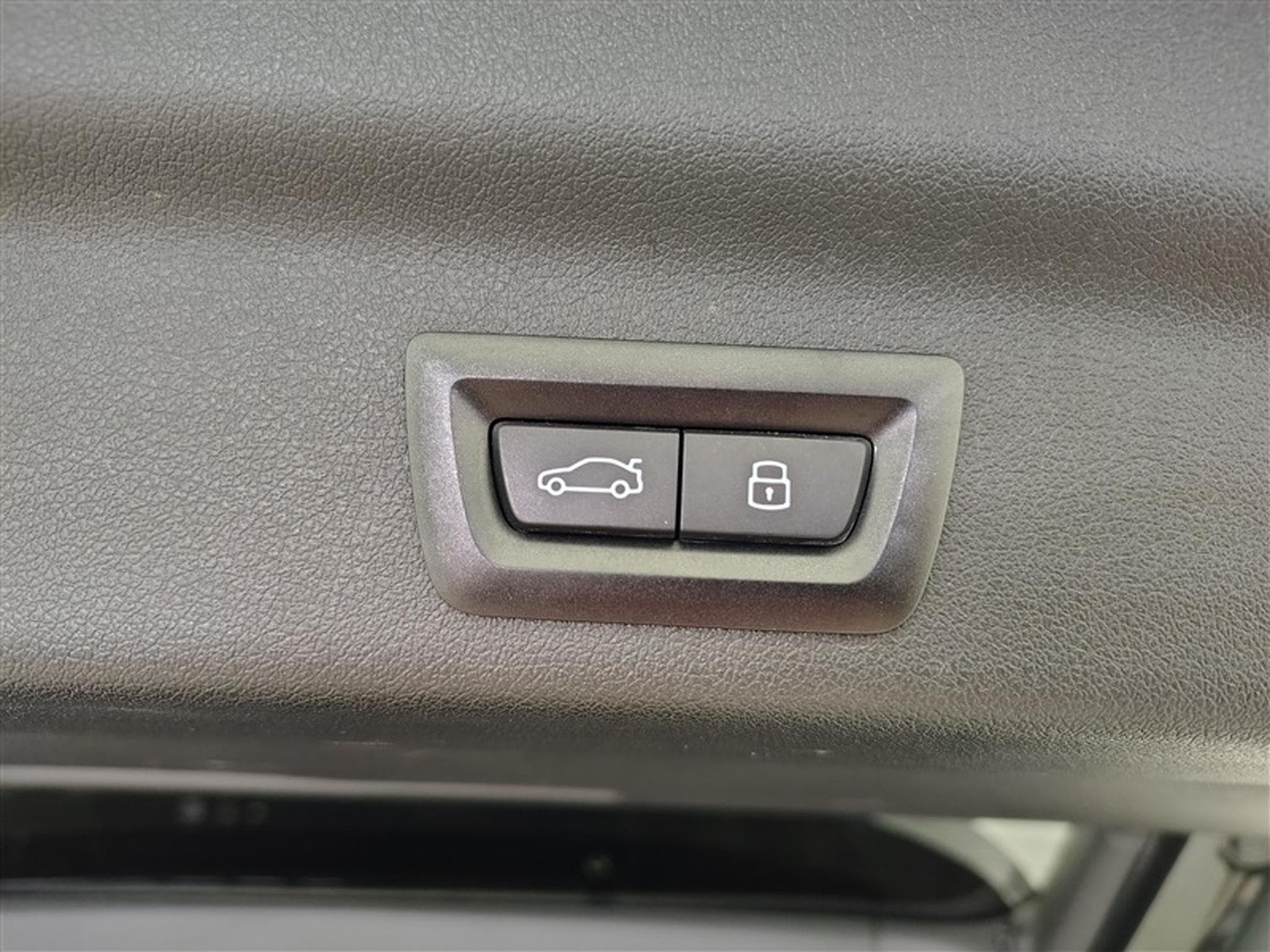 BMW X1 1.5iA sDrive20 MHEV pack M (2022) - Photo 19