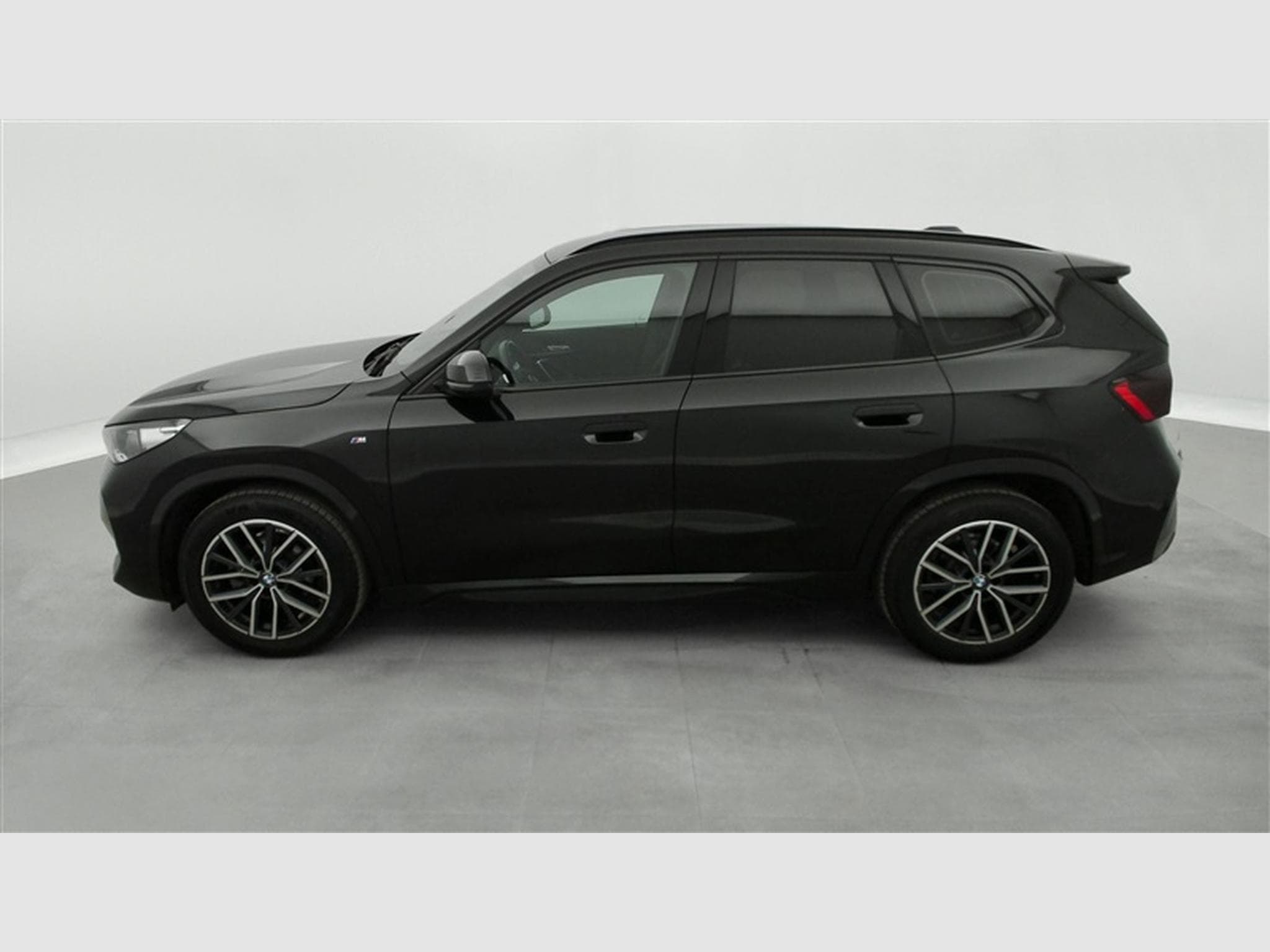 BMW X1 1.5iA sDrive20 MHEV pack M (2022) - Photo 3