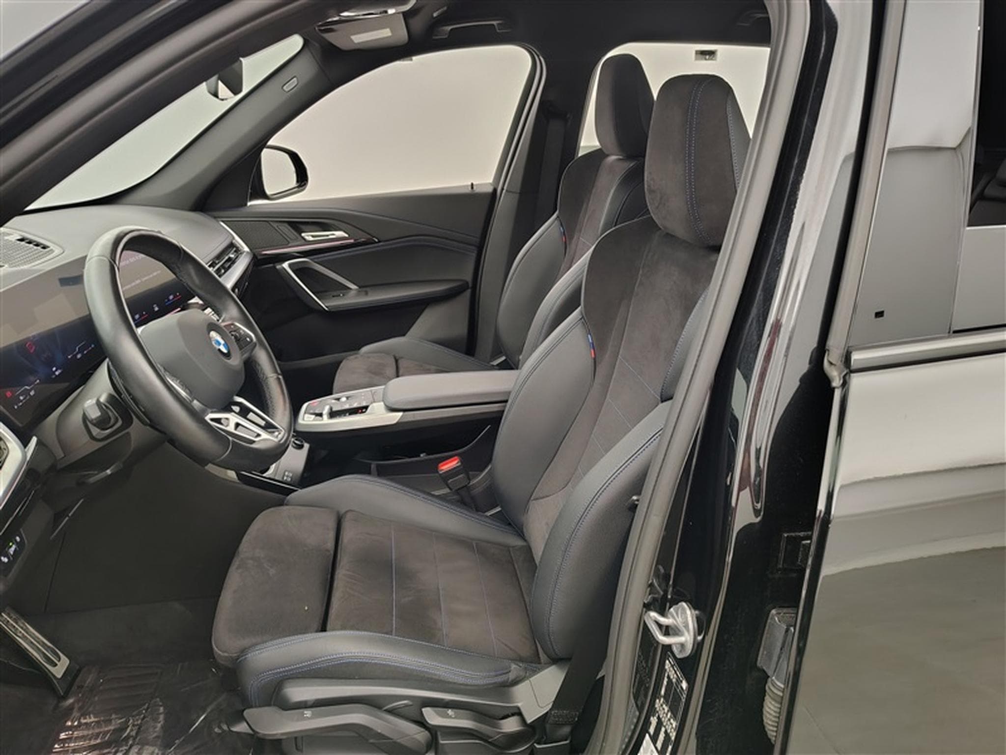 BMW X1 1.5iA sDrive20 MHEV pack M (2022) - Photo 7