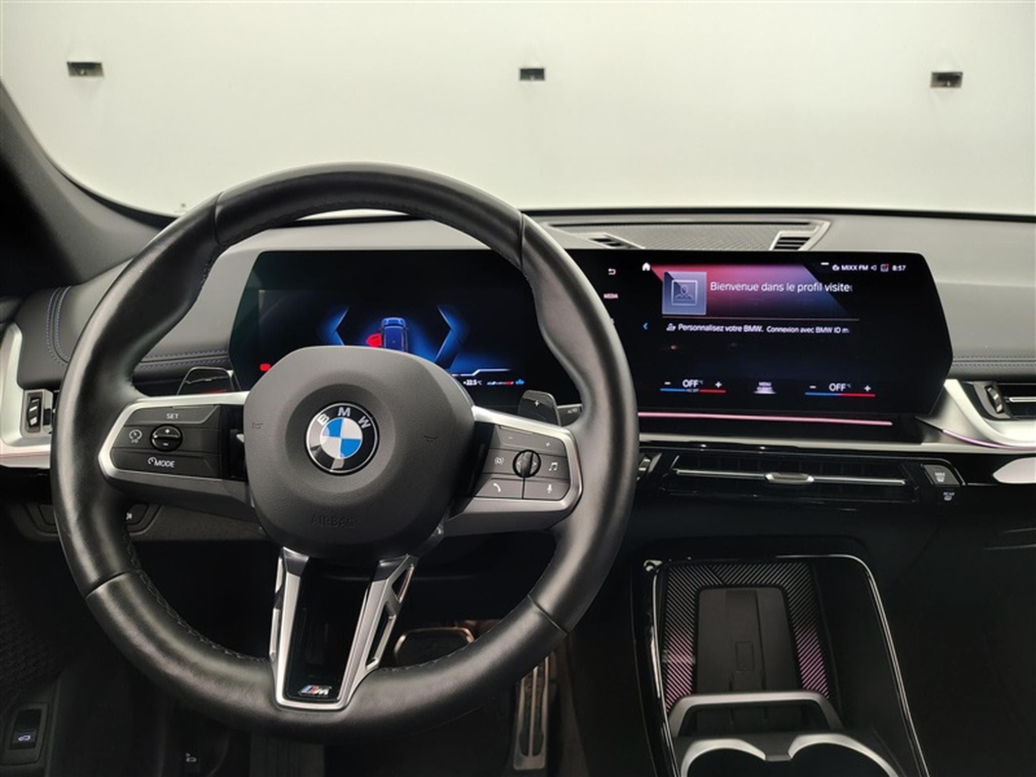 BMW X1 1.5iA sDrive20 MHEV pack M (2022) - Photo 9