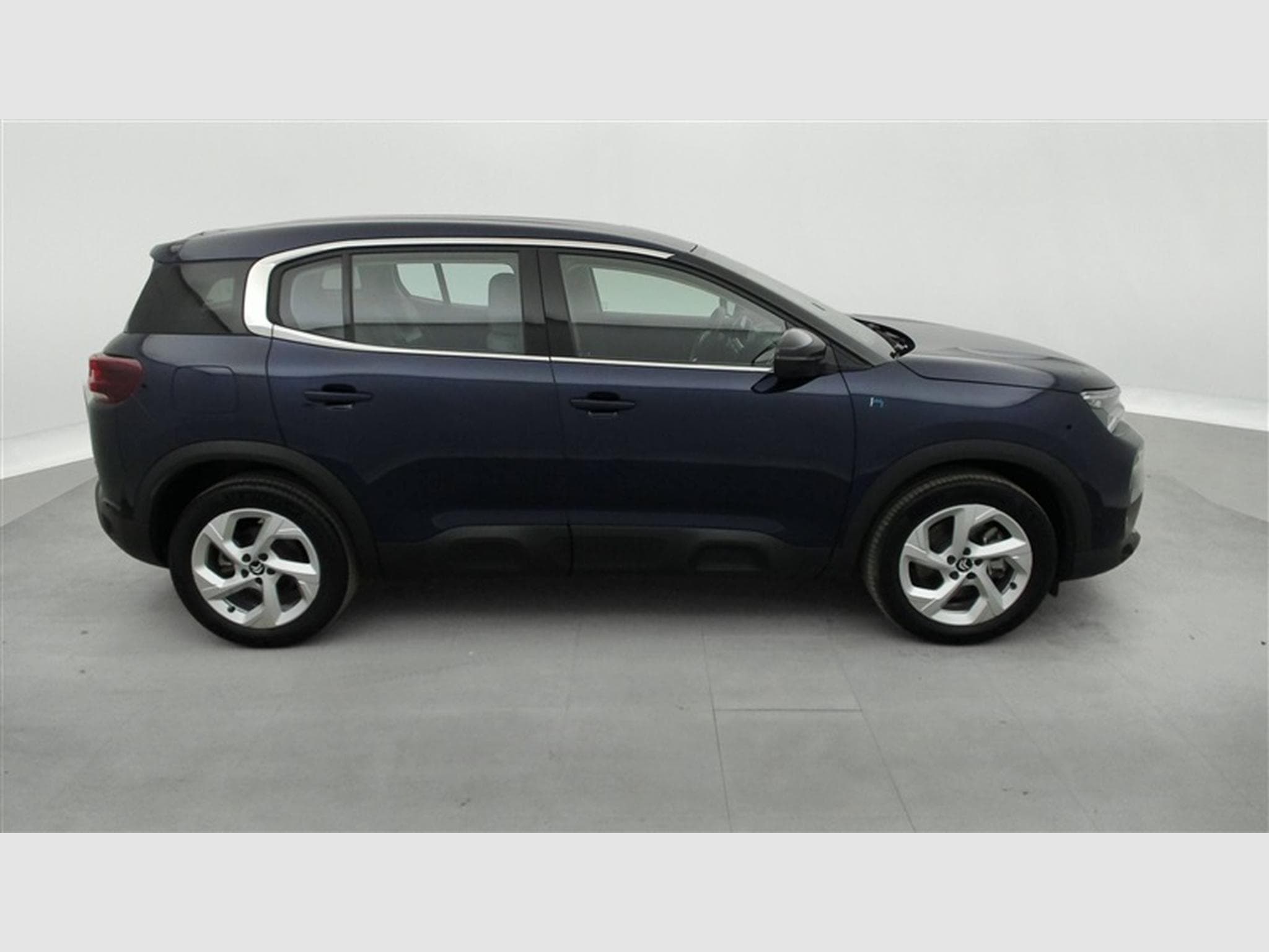 Citroen C5 Aircross 1.6 PHEV 180cv EAT8 Feel NAVI / FULL LED / CAMERA / KEYLESS (2024) - Photo 24