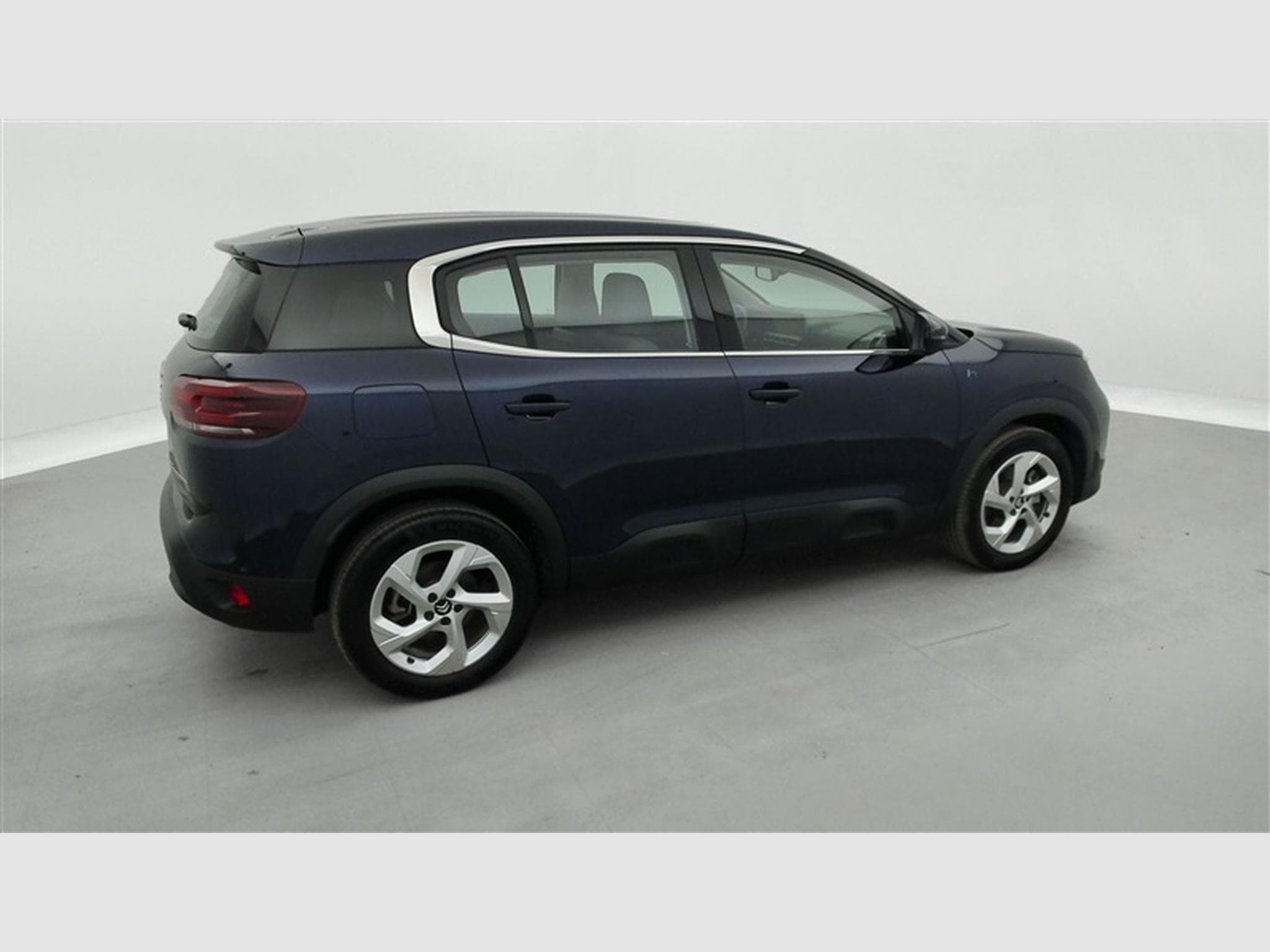 Citroen C5 Aircross 1.6 PHEV 180cv EAT8 Feel NAVI / FULL LED / CAMERA / KEYLESS (2024) - Photo 25
