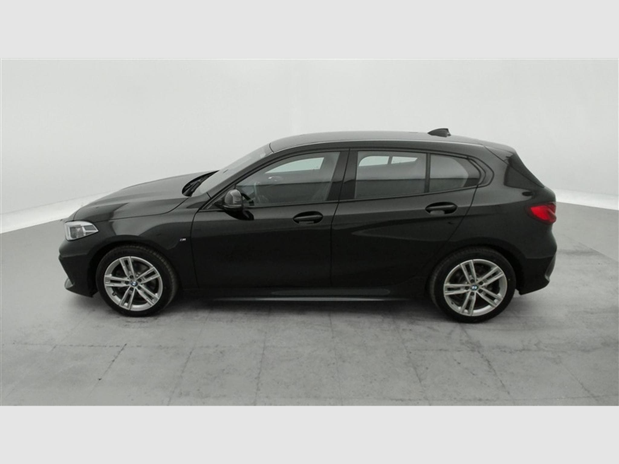 BMW 116 116iA PACK M   Navi / Led (2021) - Photo 3