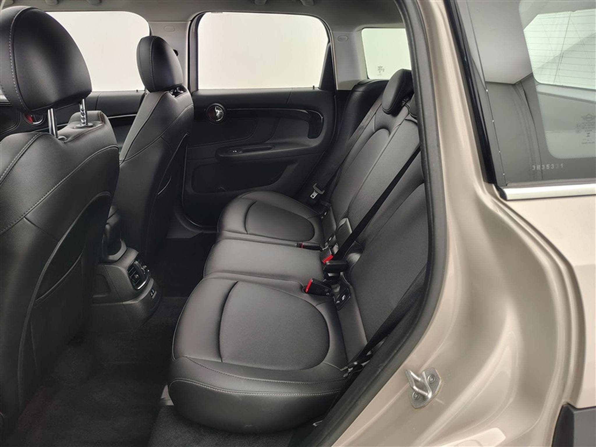 MINI Countryman 1.5iA Cooper NAVI / FULL LED / CUIR / TOIT PANO / CAMERA (2023) - Photo 13