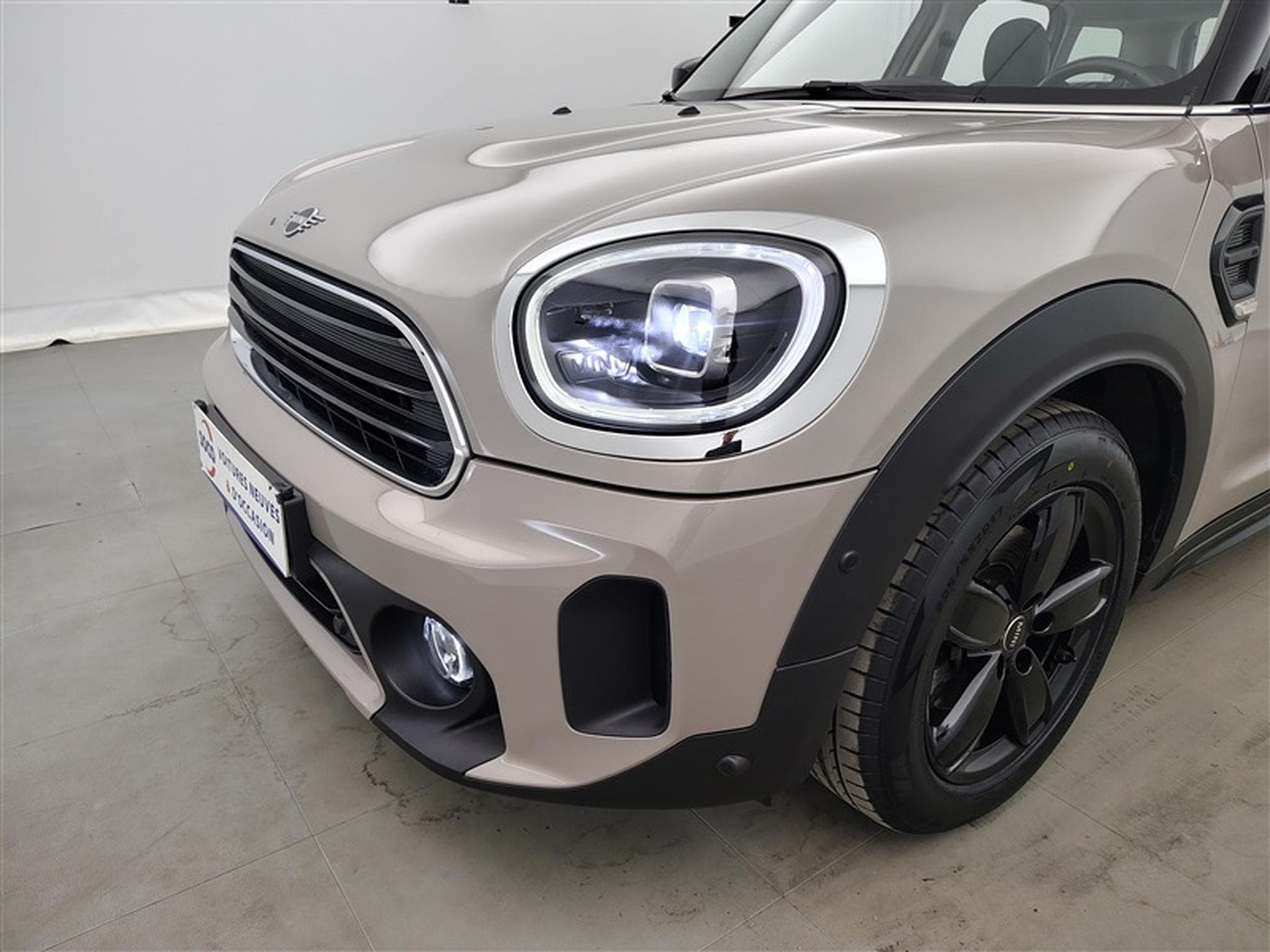 MINI Countryman 1.5iA Cooper NAVI / FULL LED / CUIR / TOIT PANO / CAMERA (2023) - Photo 15