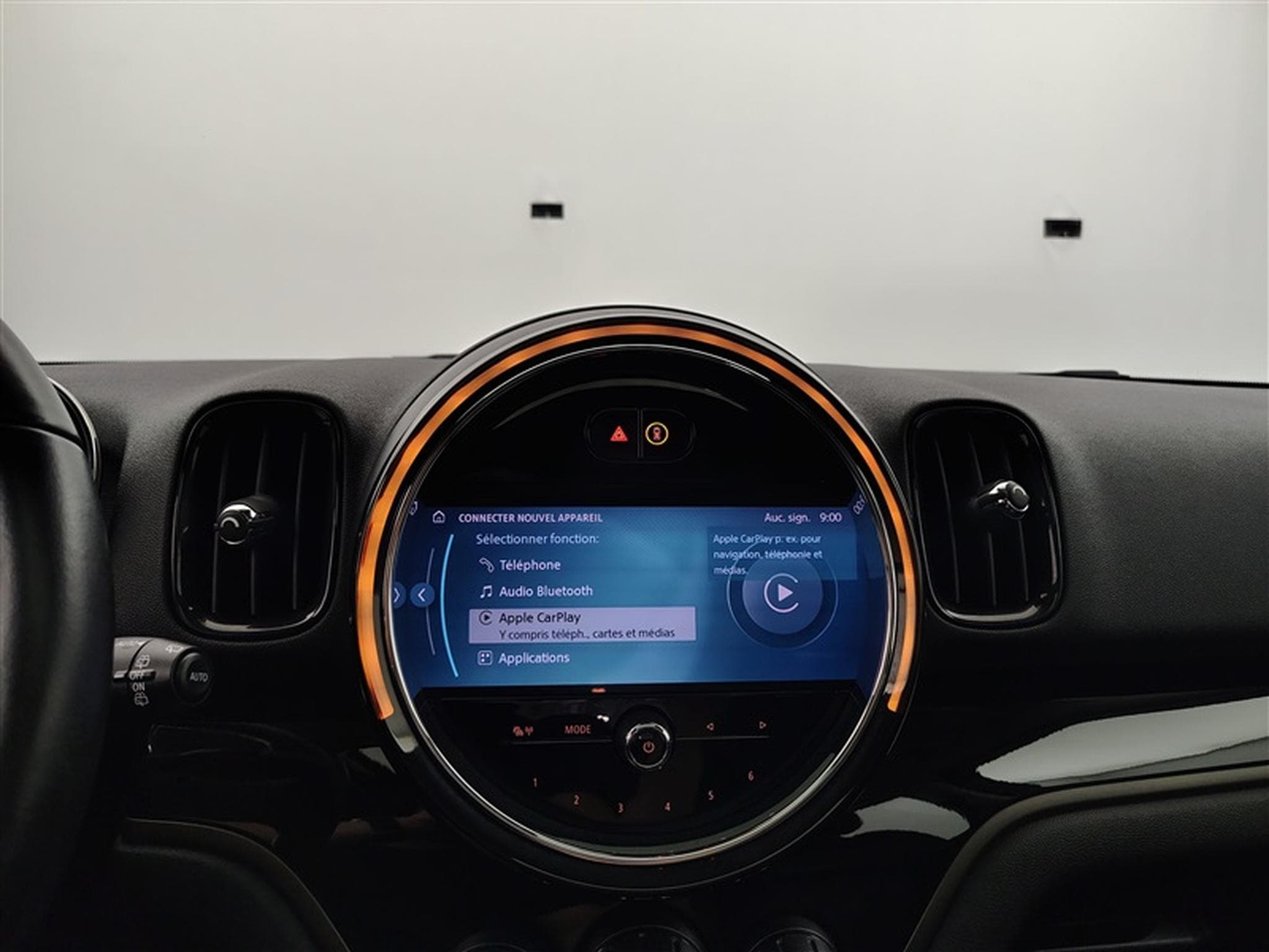 MINI Countryman 1.5iA Cooper NAVI / FULL LED / CUIR / TOIT PANO / CAMERA (2023) - Photo 21