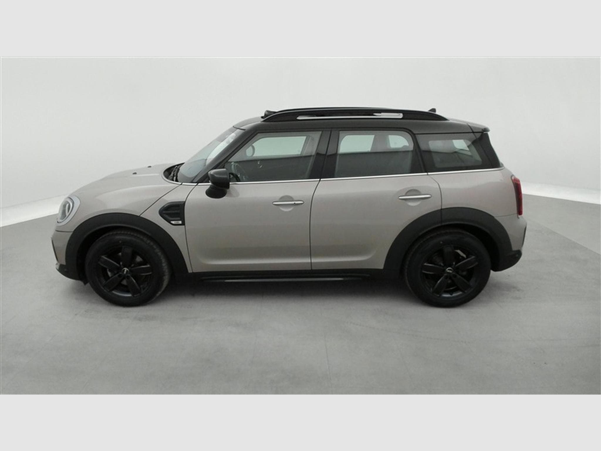 MINI Countryman 1.5iA Cooper NAVI / FULL LED / CUIR / TOIT PANO / CAMERA (2023) - Photo 3