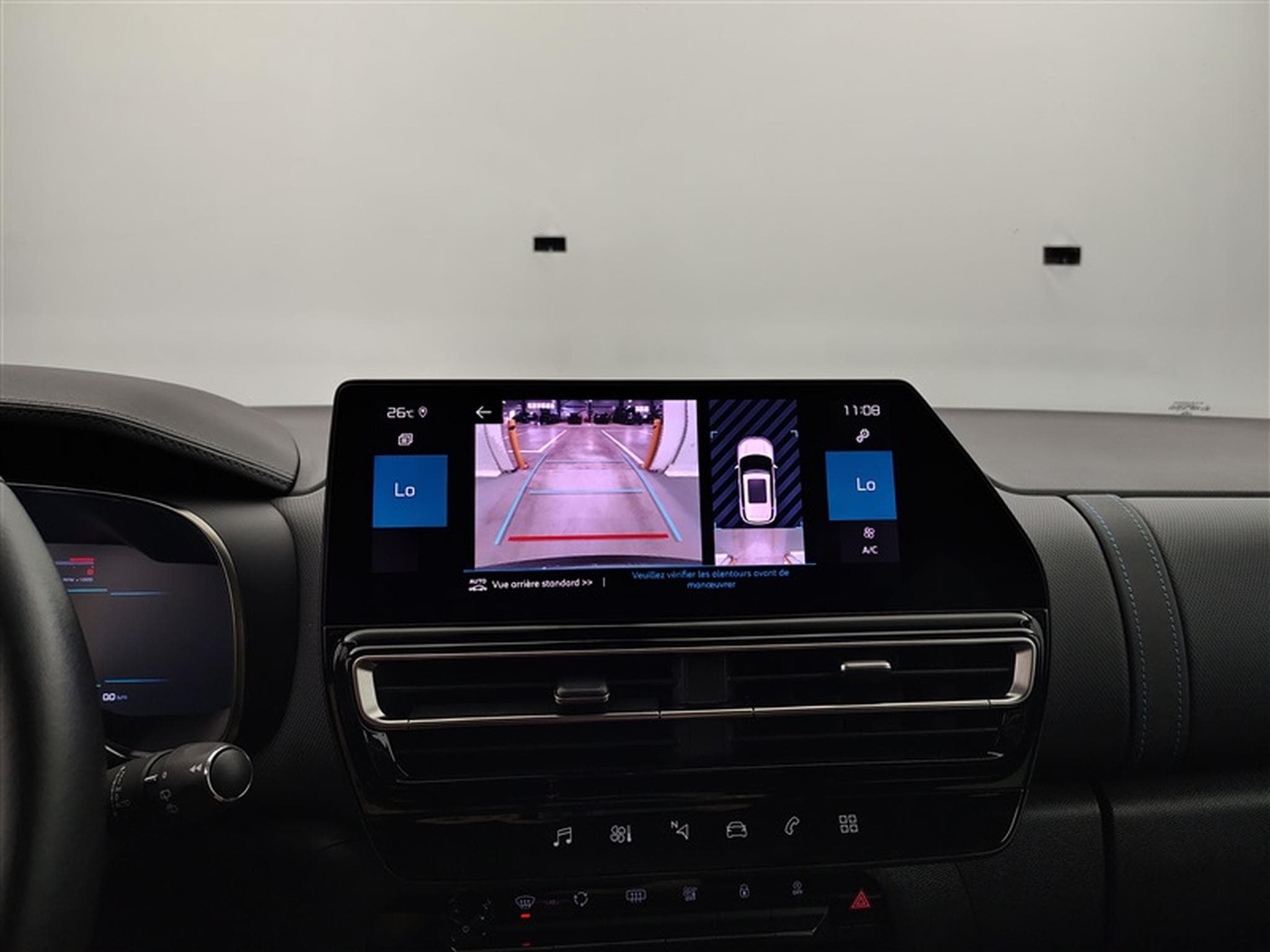 Citroen C5 Aircross 1.2 PureTech Shine EAT8 NAVI / CUIR-ALCANTARA / FULL LED (2023) - Photo 18