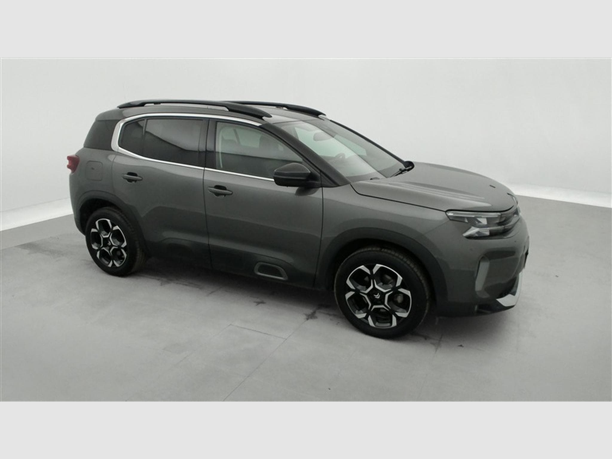 Citroen C5 Aircross 1.2 PureTech Shine EAT8 NAVI / CUIR-ALCANTARA / FULL LED (2023) - Photo 23