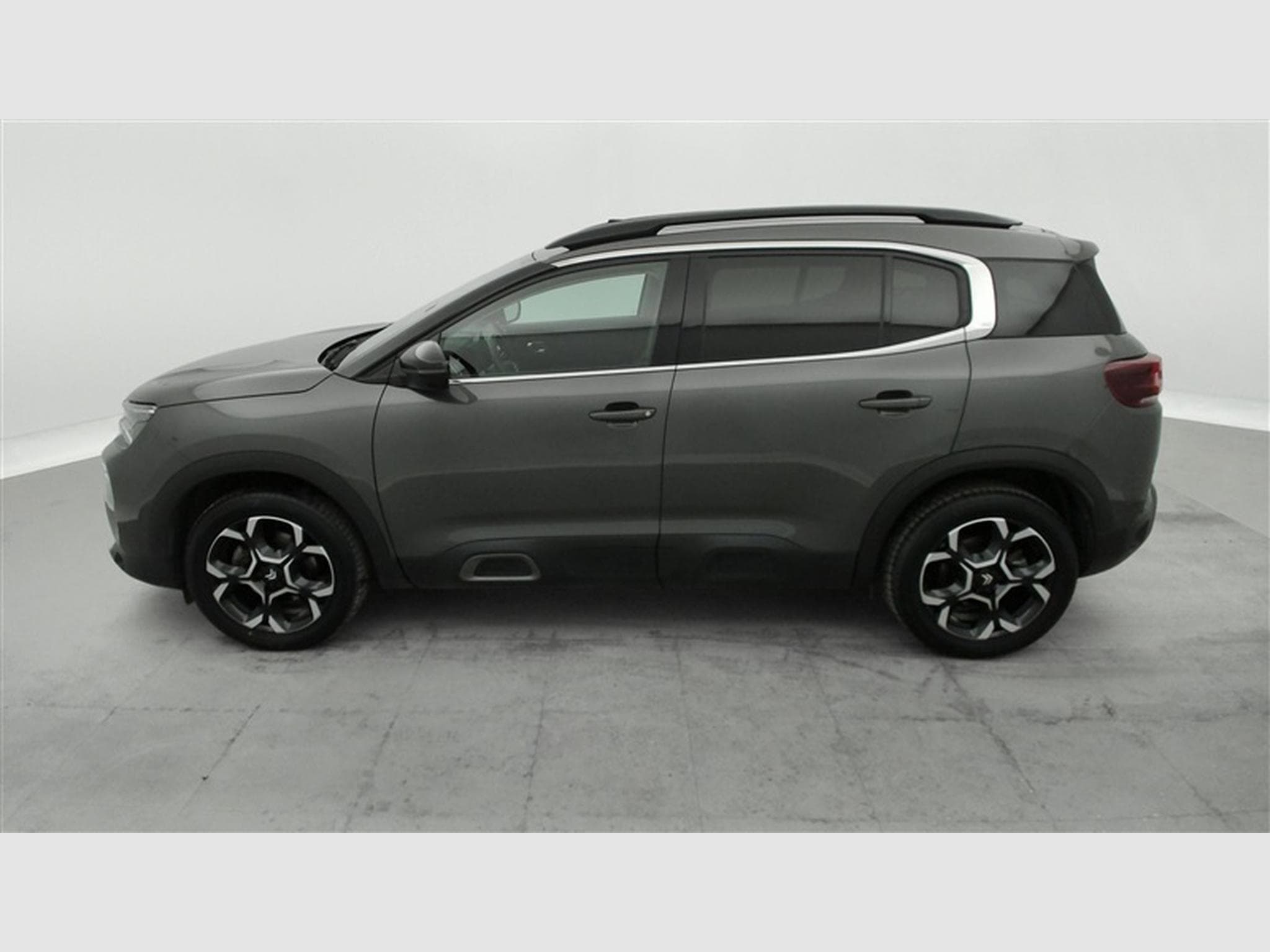 Citroen C5 Aircross 1.2 PureTech Shine EAT8 NAVI / CUIR-ALCANTARA / FULL LED (2023) - Photo 3