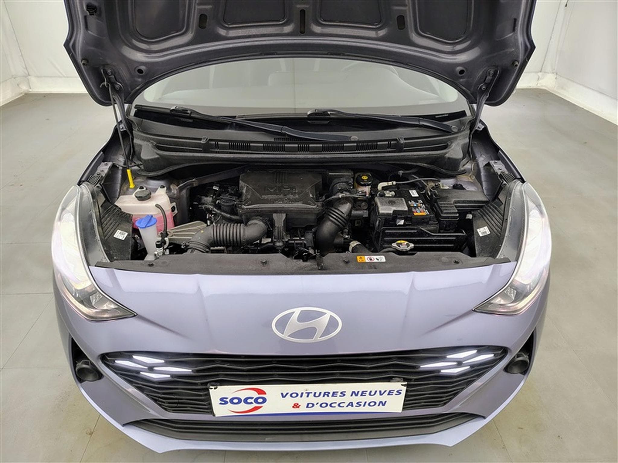 Hyundai i10 1.0i First Edition *CARPLAY/CLIM/JA15* (2023) - Photo 17