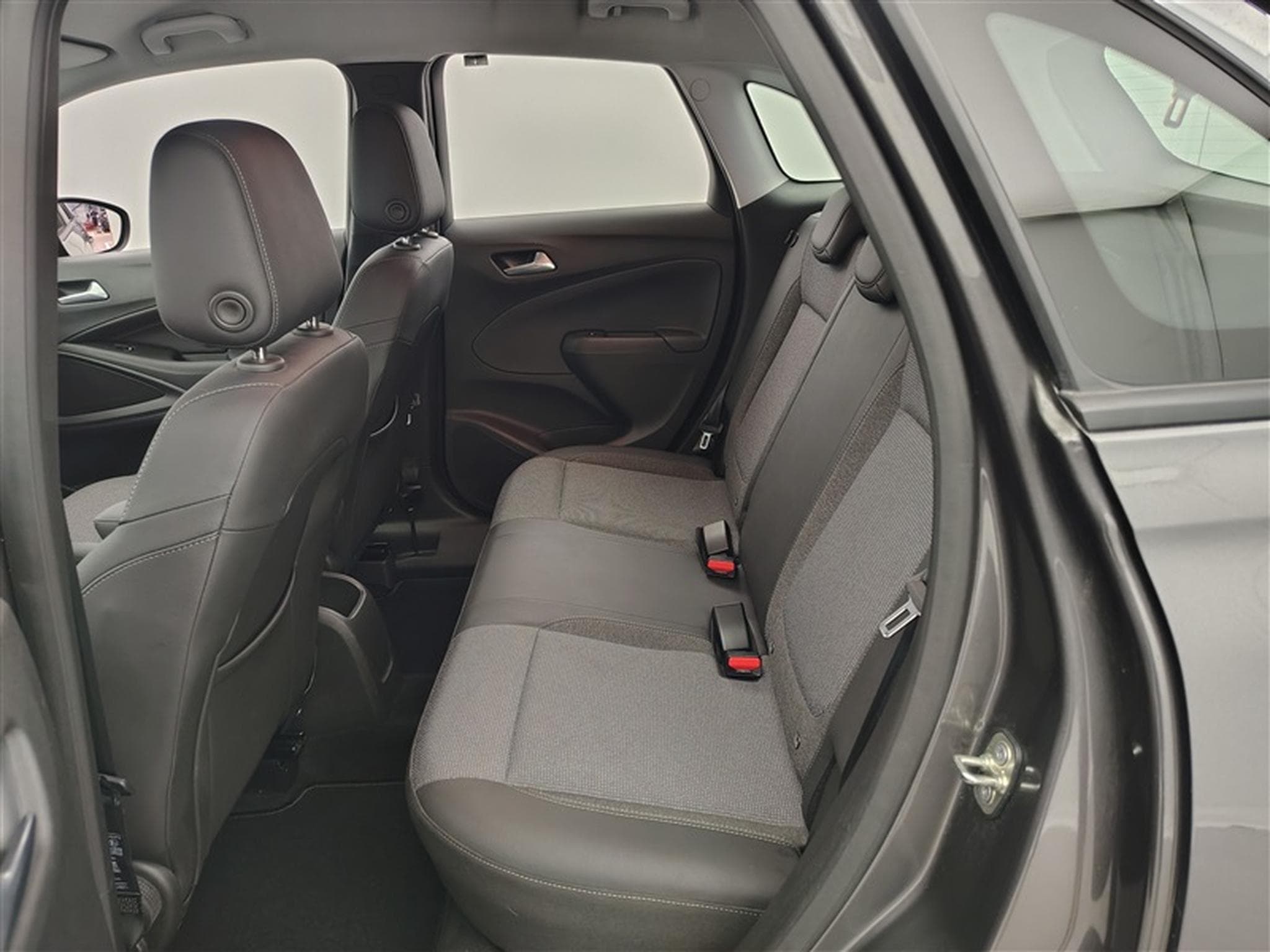 Opel Crossland 1.2 Turbo ECOTEC Ultimate S/S (2022) - Photo 13