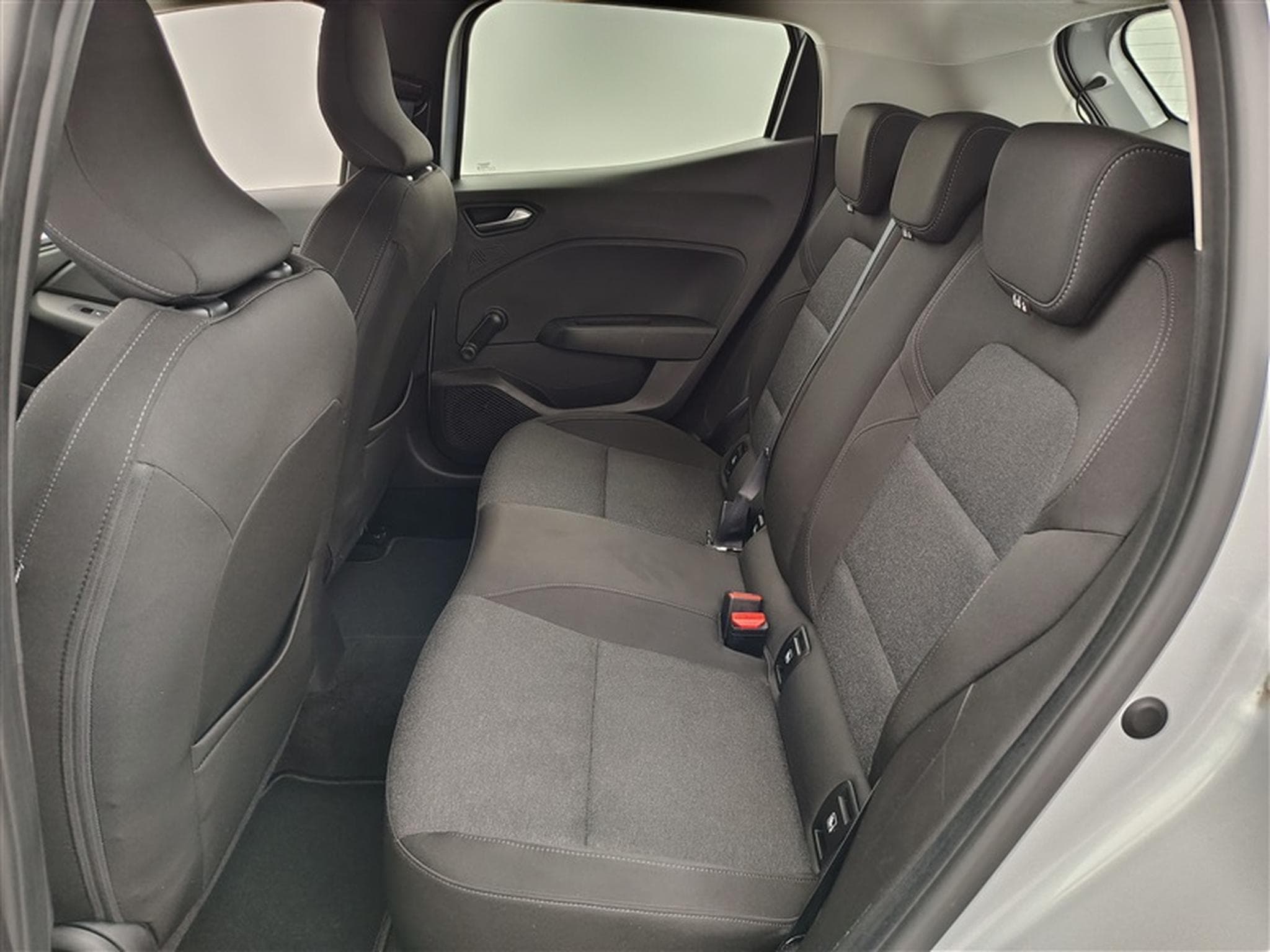Renault Clio 1.0 TCe Equilibre GPF (2022) - Photo 13