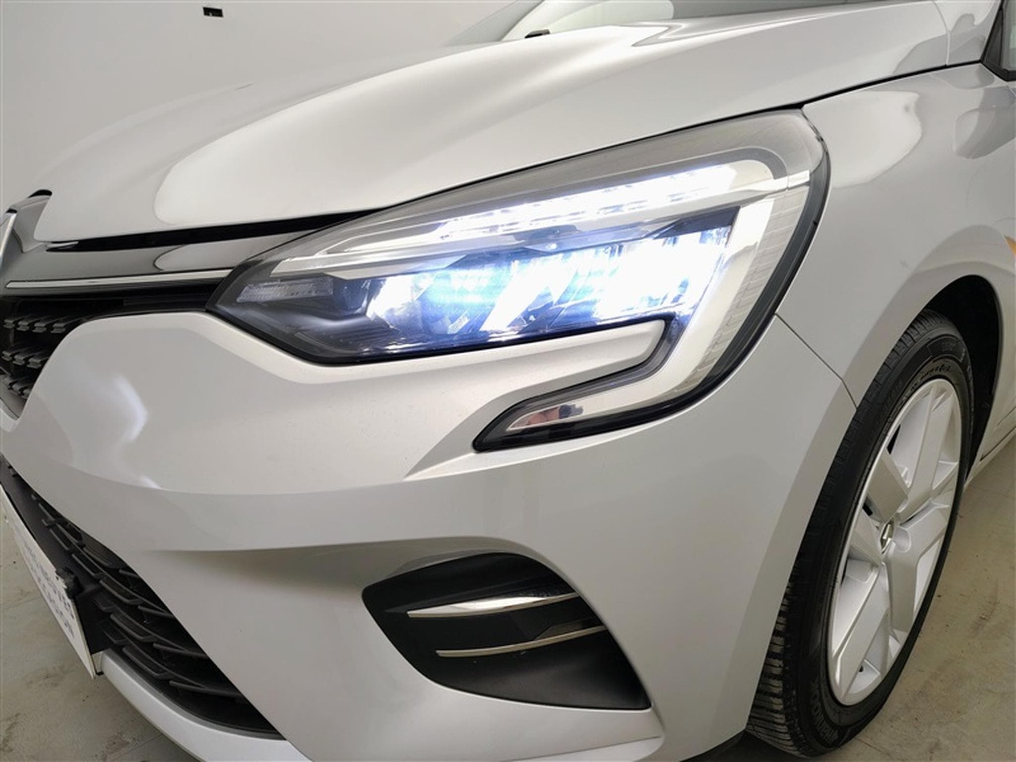 Renault Clio 1.0 TCe Equilibre GPF (2022) - Photo 15