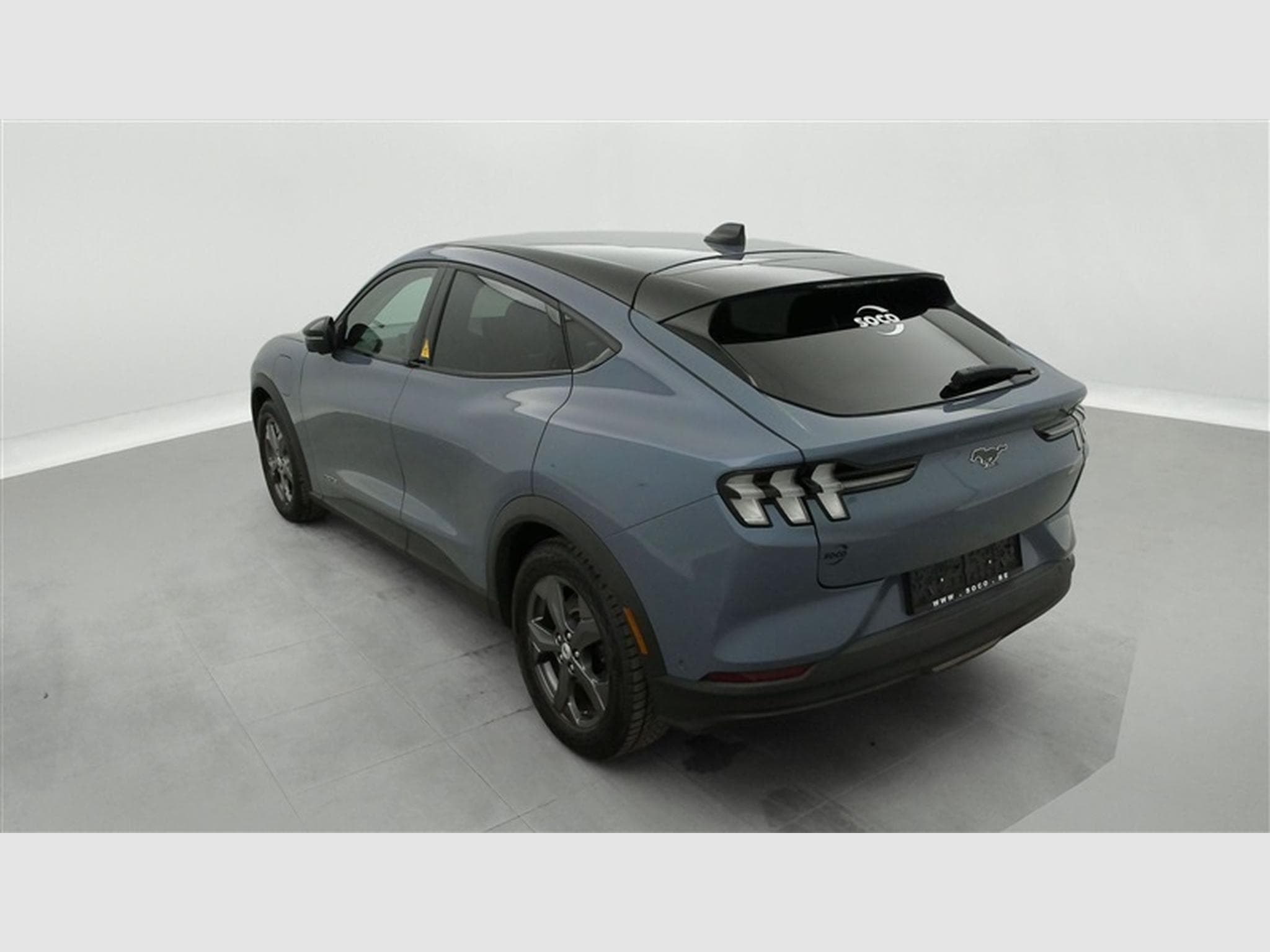 Ford Mustang Mach-E 76 kWh Technologie Pack CUIR/NAVI/FULL LED (2024) - Photo 2