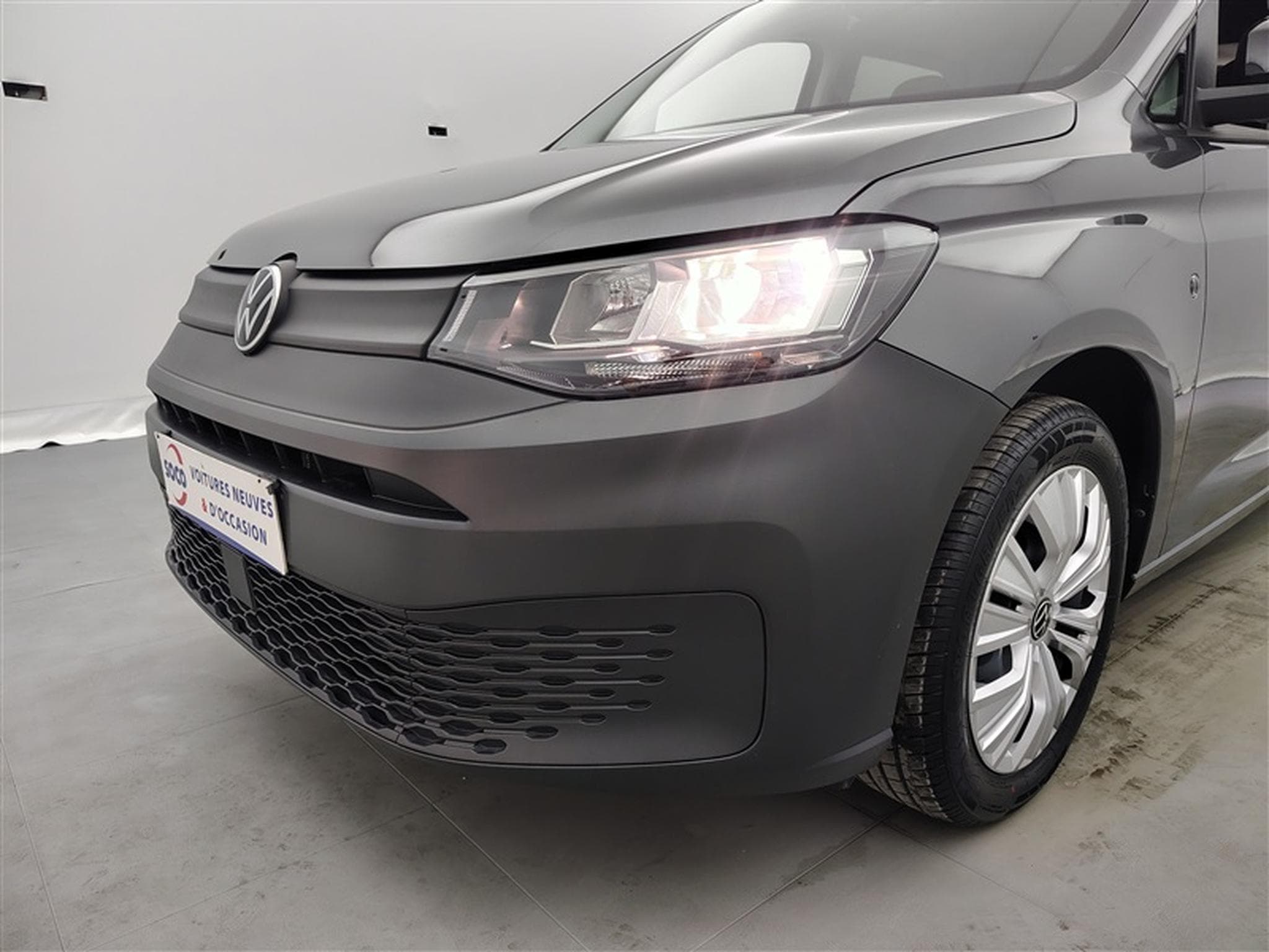 VW Caddy TDi Double cabine Navi / PDC (2024) - Photo 15