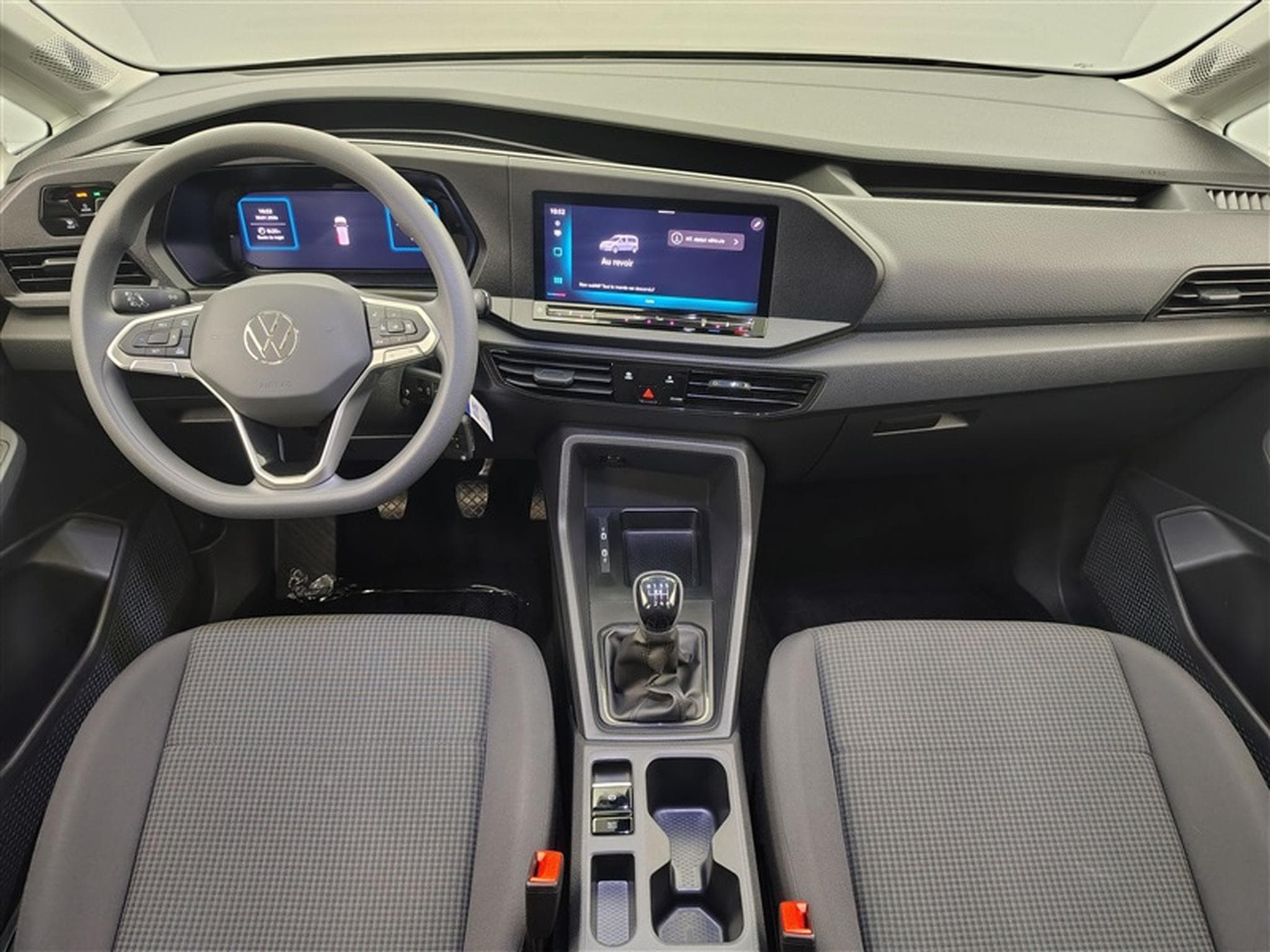 VW Caddy TDi Double cabine Navi / PDC (2024) - Photo 8