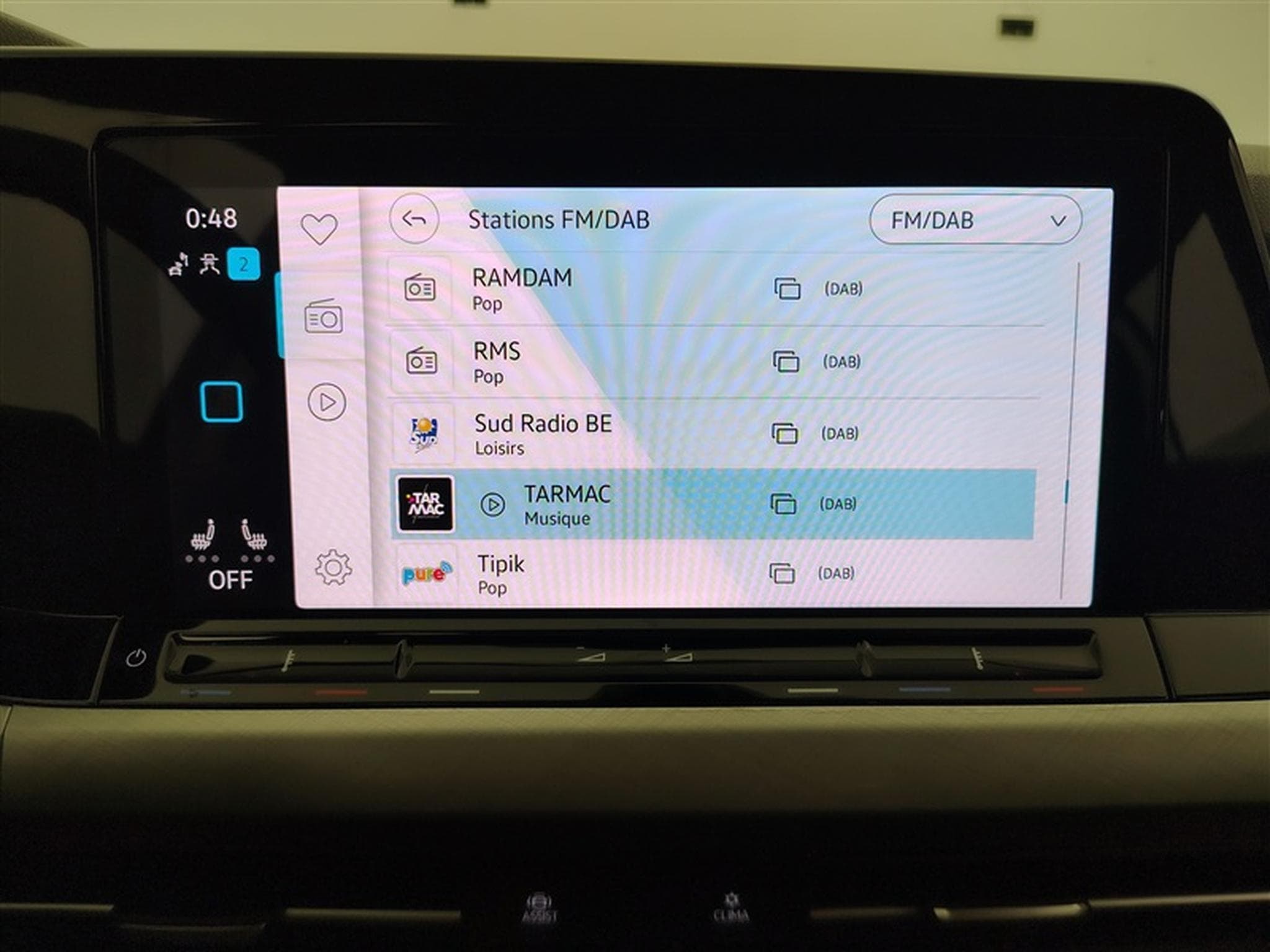 VW Golf 1.0 TSI 110cv Life CARPLAY / CLIM / FULL LED (2022) - Photo 11