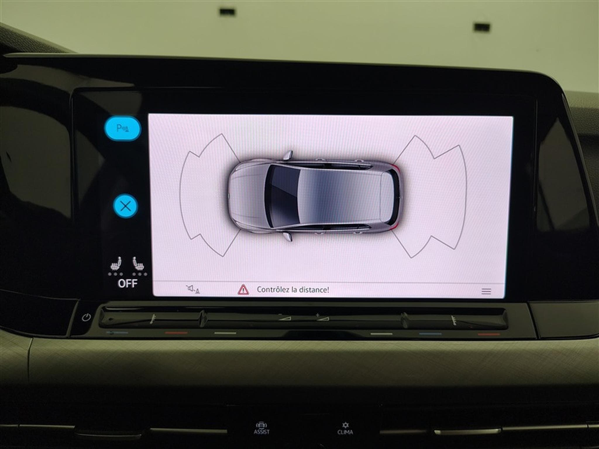VW Golf 1.0 TSI 110cv Life CARPLAY / CLIM / FULL LED (2022) - Photo 18