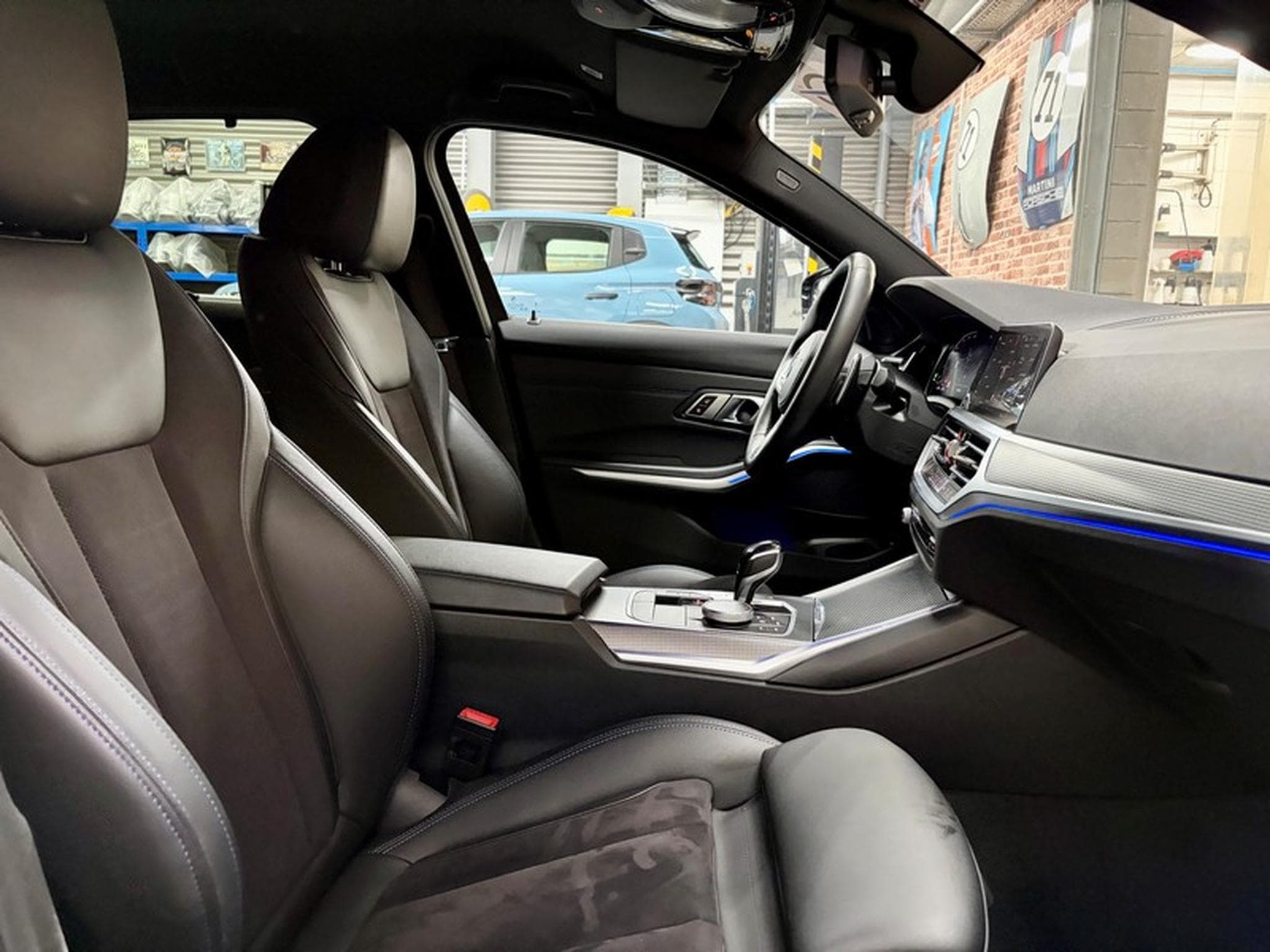 BMW 320 320iA Touring 2.0 184cv Auto M-SPORT (2022) - Photo 8
